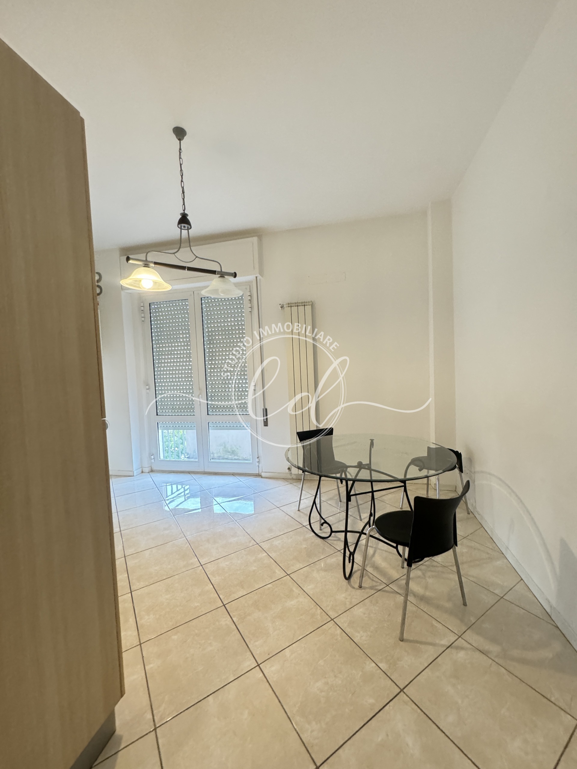 Immagine 3 di Bilocale in vendita  a Pietrasanta