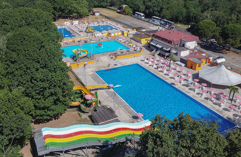 Immagine 11 di Attività commerciale in vendita  in Via del Laghetto 6 a Limbiate