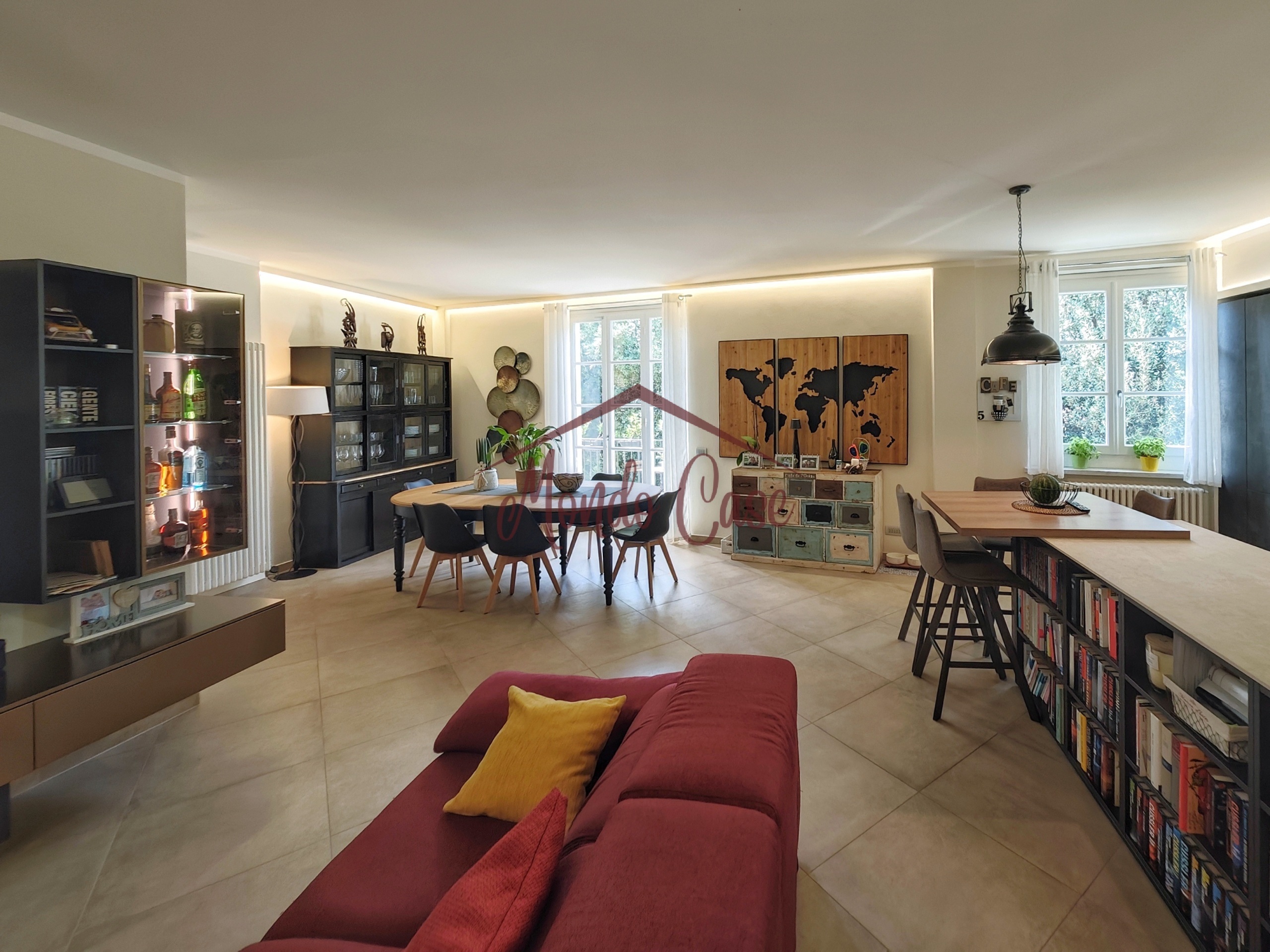 Immagine 4 di Attico in vendita  in Via Bertoloni 2 a Sarzana