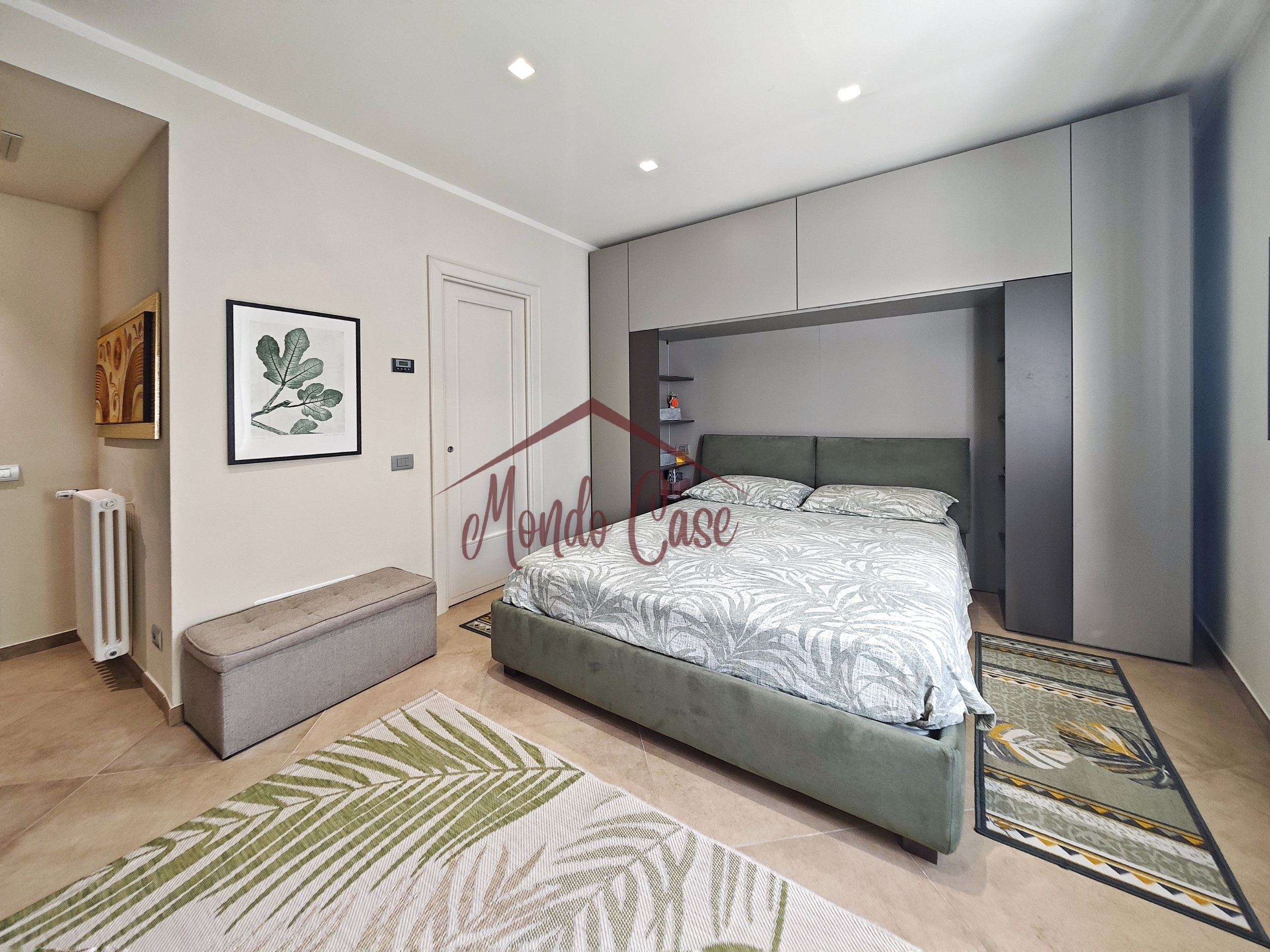 Immagine 40 di Attico in vendita  in Via Bertoloni 2 a Sarzana