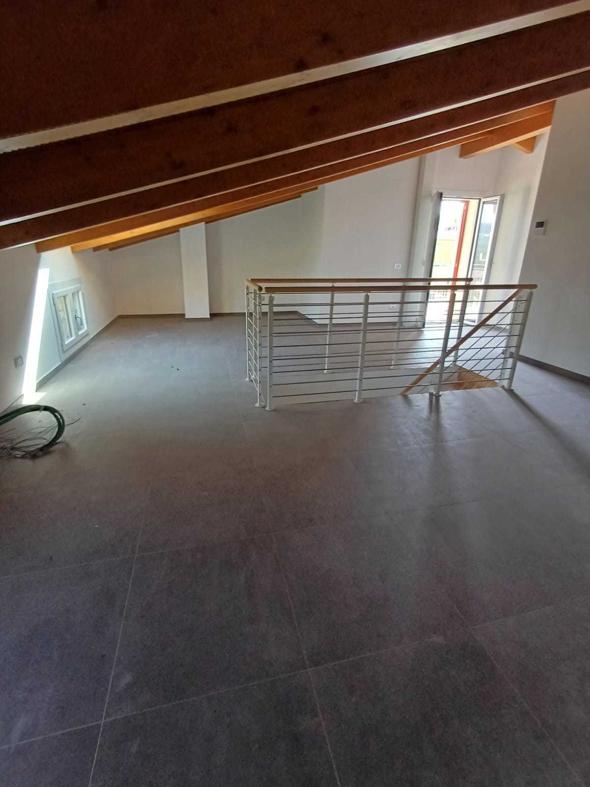 Immagine 33 di Trilocale in vendita  a Medesano