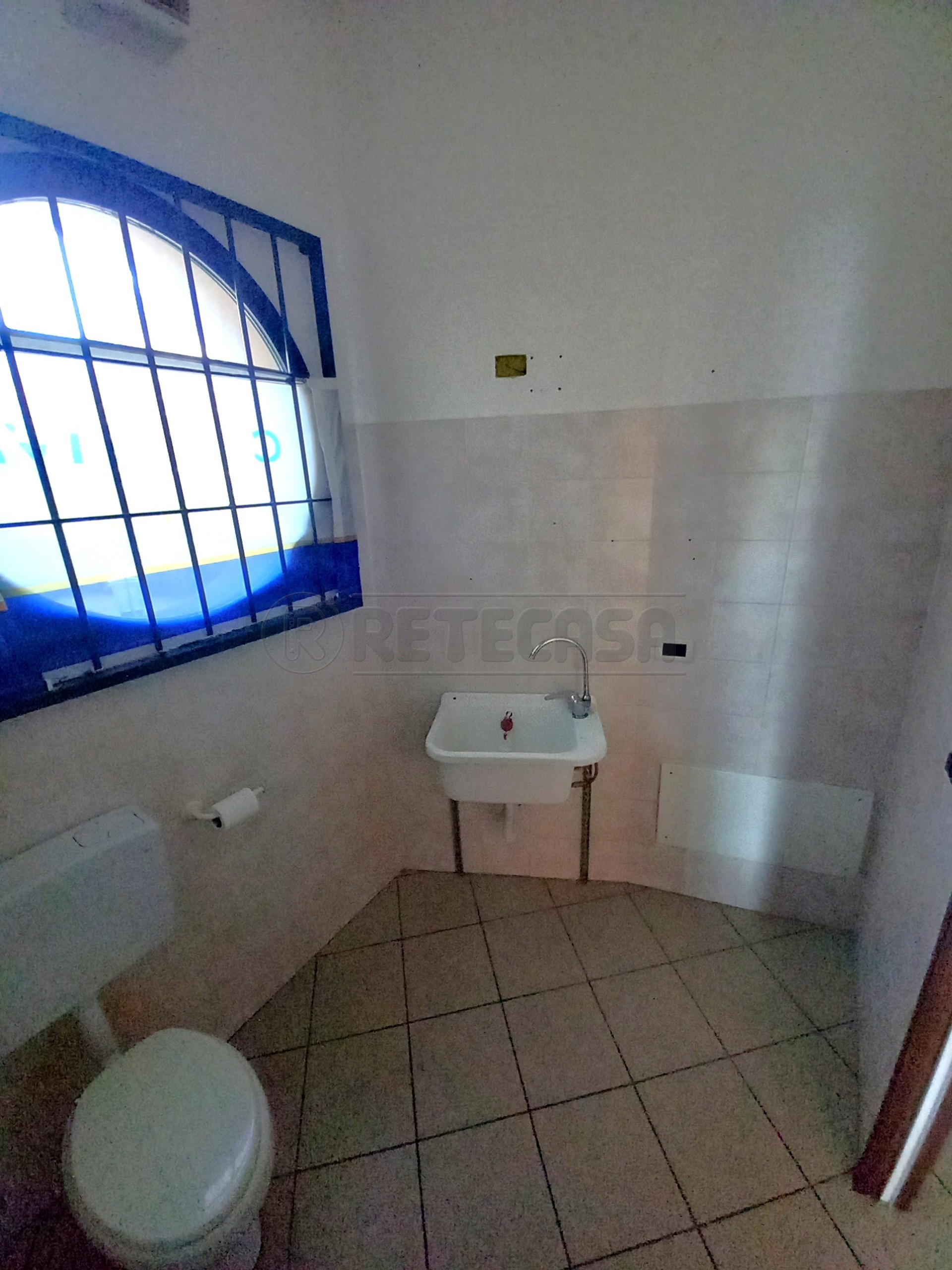 Immagine 11 di Locale commerciale in affitto  in Via A. Bembo 48 a Nanto