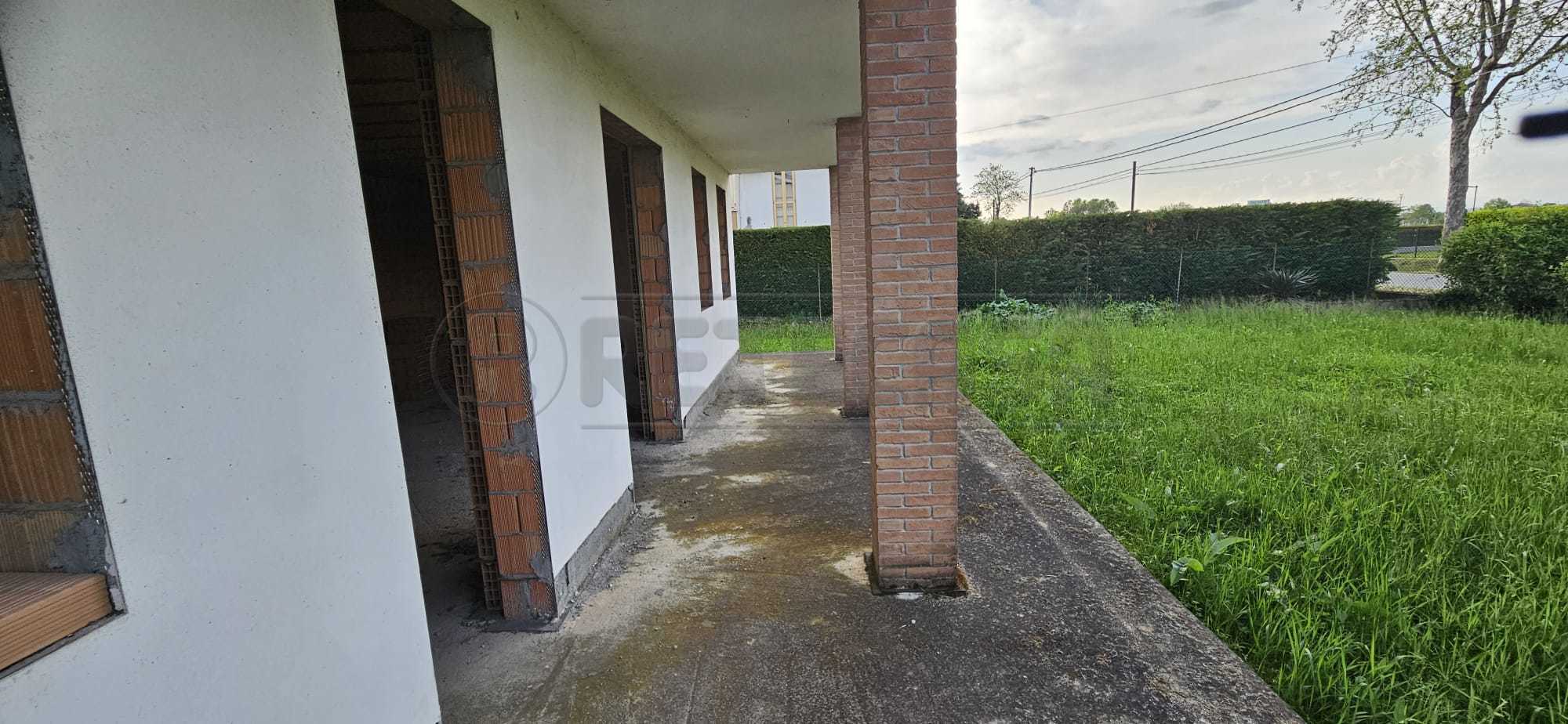 Immagine 11 di Casa indipendente in vendita  a Santa Maria Di Sala