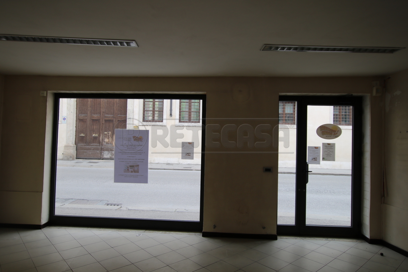 Immagine 7 di Locale commerciale in vendita  in Contrà s. Francesco a Vicenza