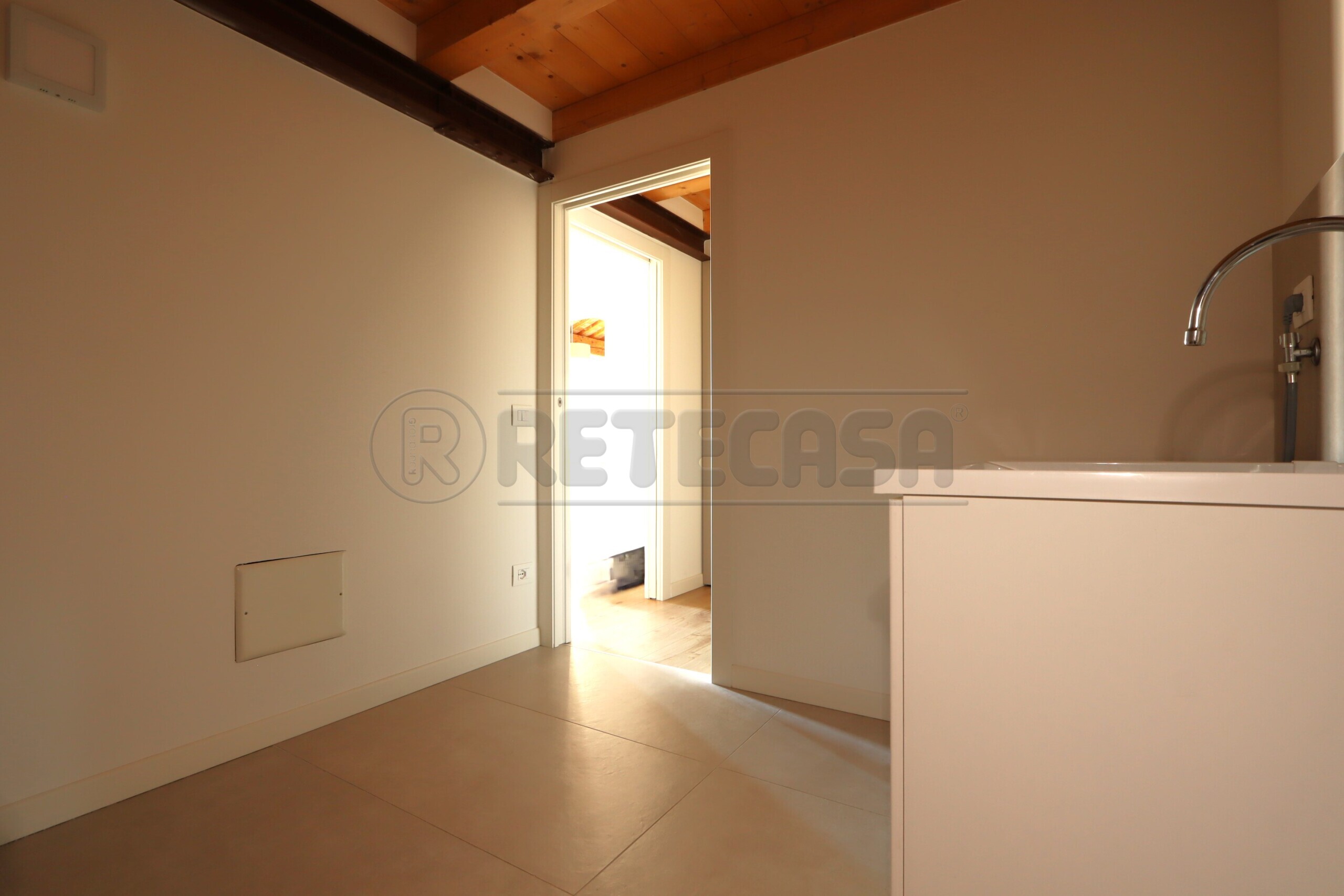 Immagine 22 di Attico in affitto  in Corso Antonio Fogazzaro 43 a Vicenza