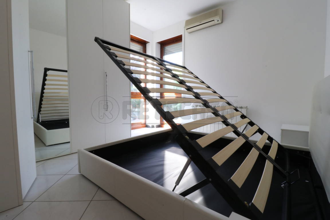 Immagine 11 di Bilocale in vendita  a Terre Del Reno