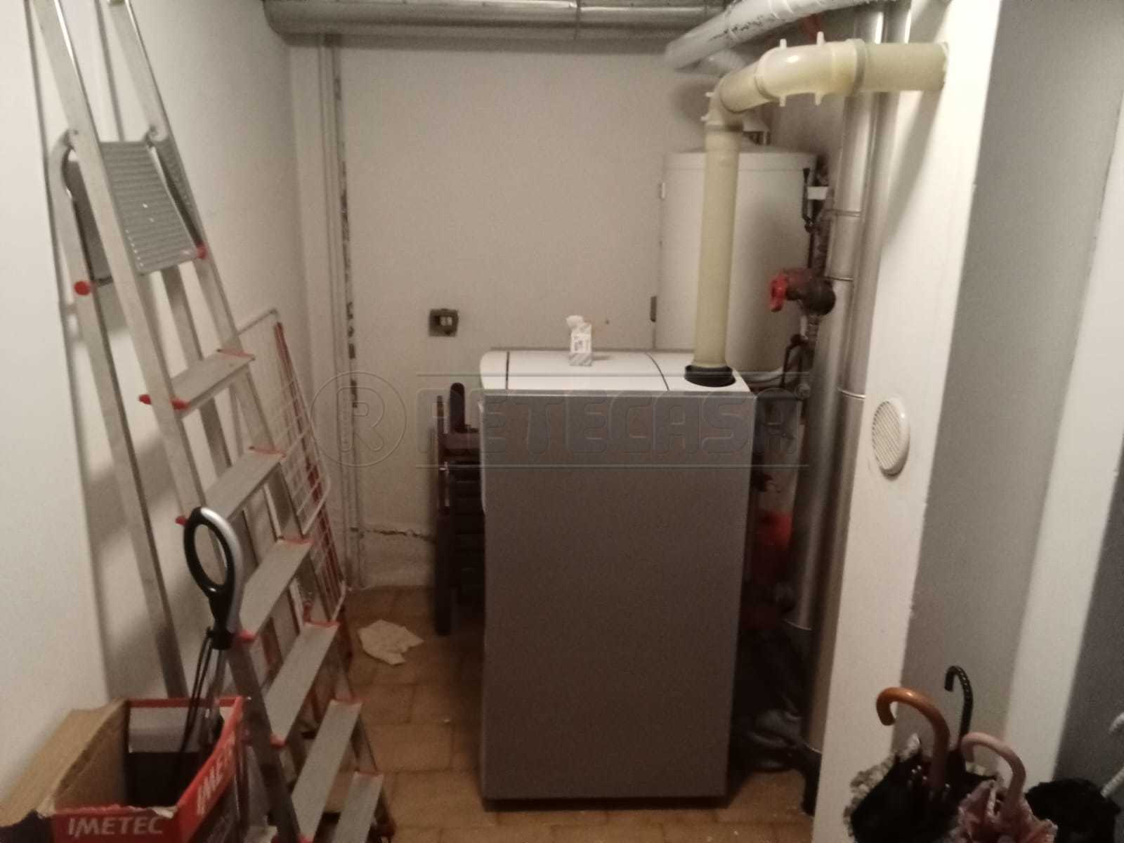 Immagine 12 di Villa in affitto  a Nembro