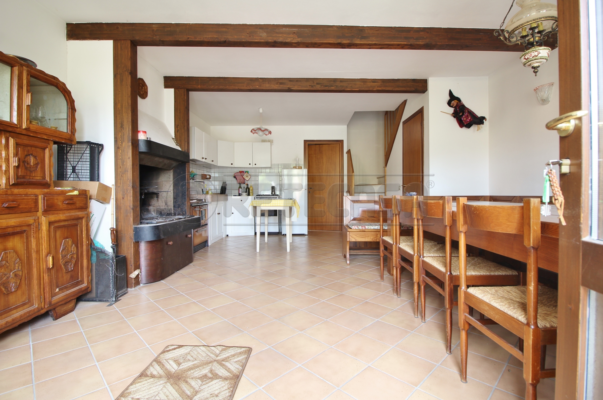 Immagine 3 di Porzione di casa in vendita  in via cocco 10 a Altissimo