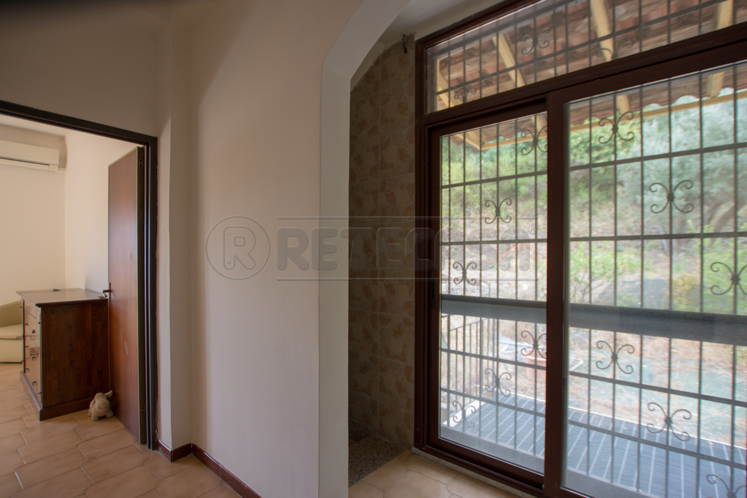 Immagine 22 di Casa indipendente in vendita  in Strada Comunale Per San Giovannello 40 a Messina