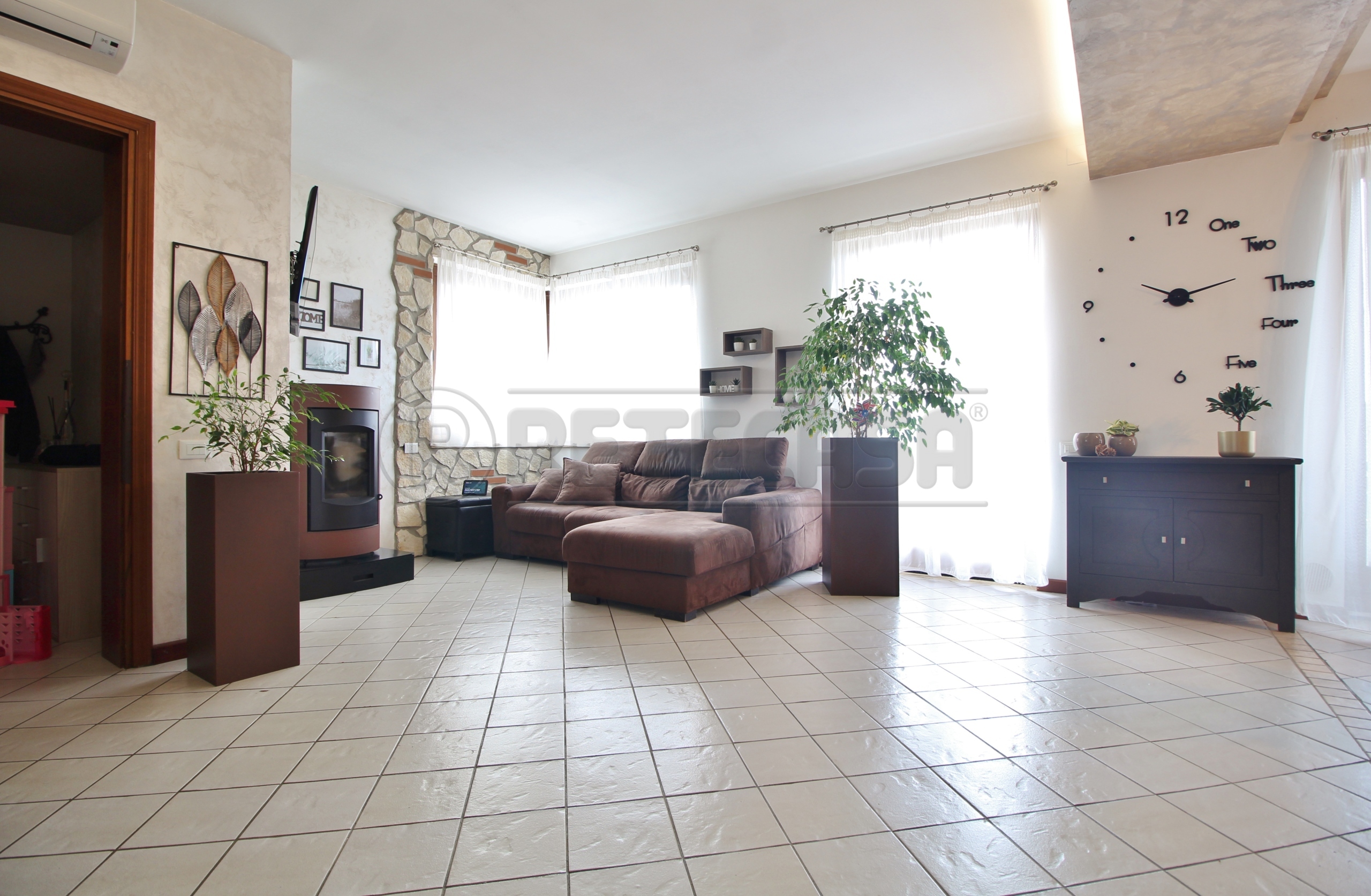 Immagine 22 di Casa bifamiliare in vendita  in Via S.Urbano 63 a Montecchio Maggiore