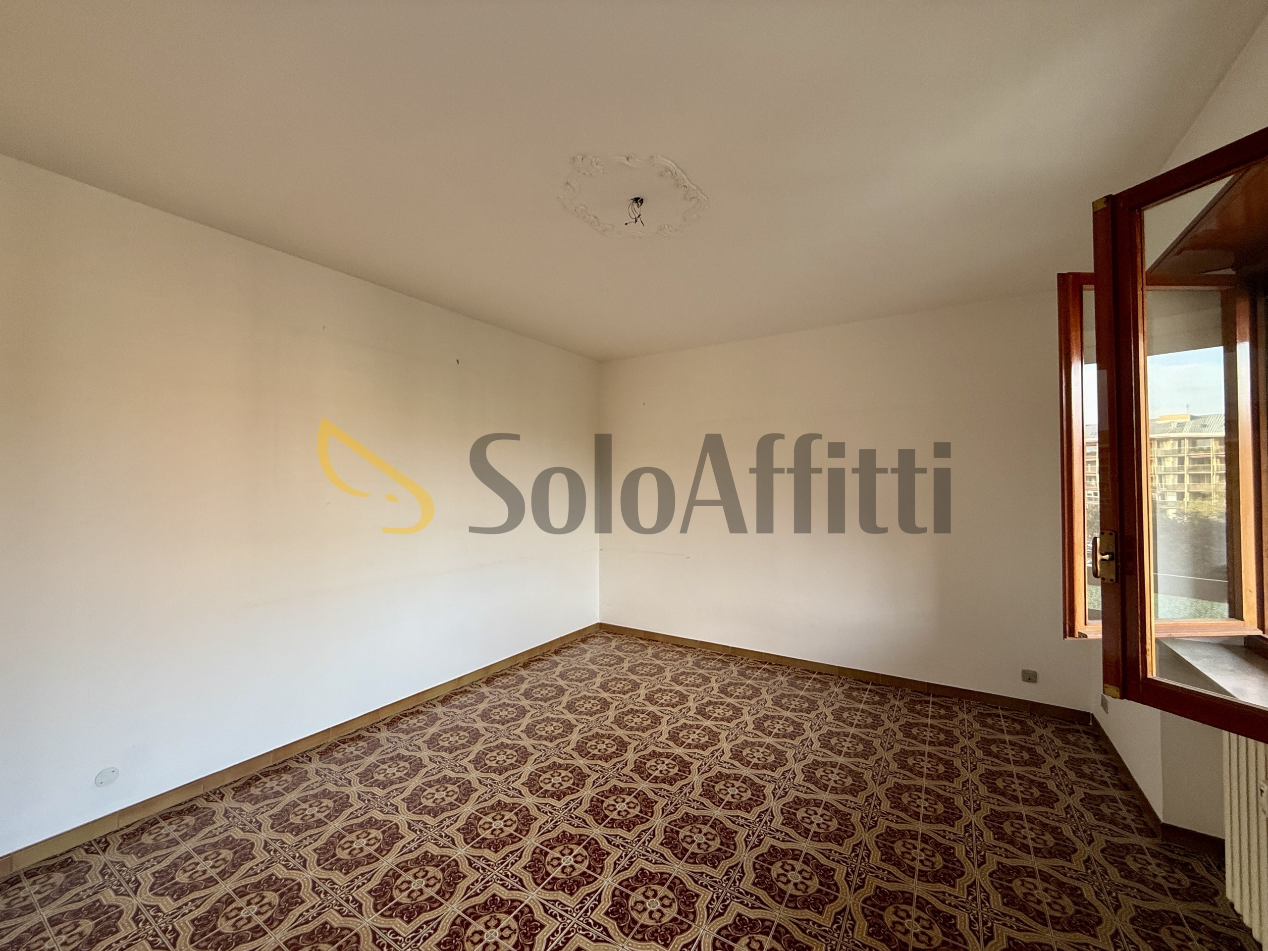 Immagine 69 di Quadrilocale in affitto  in Via Buratto 7 a Ciriè