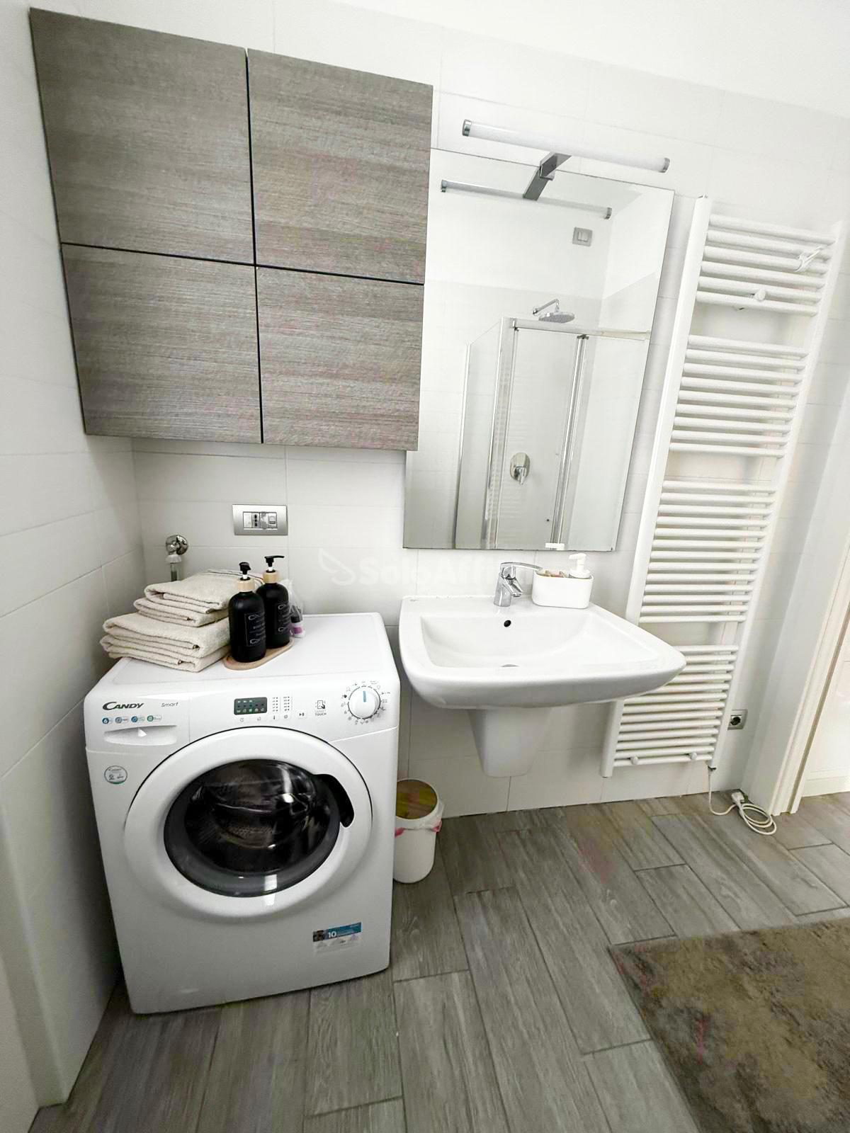 Immagine 13 di Bilocale in affitto  a Lissone