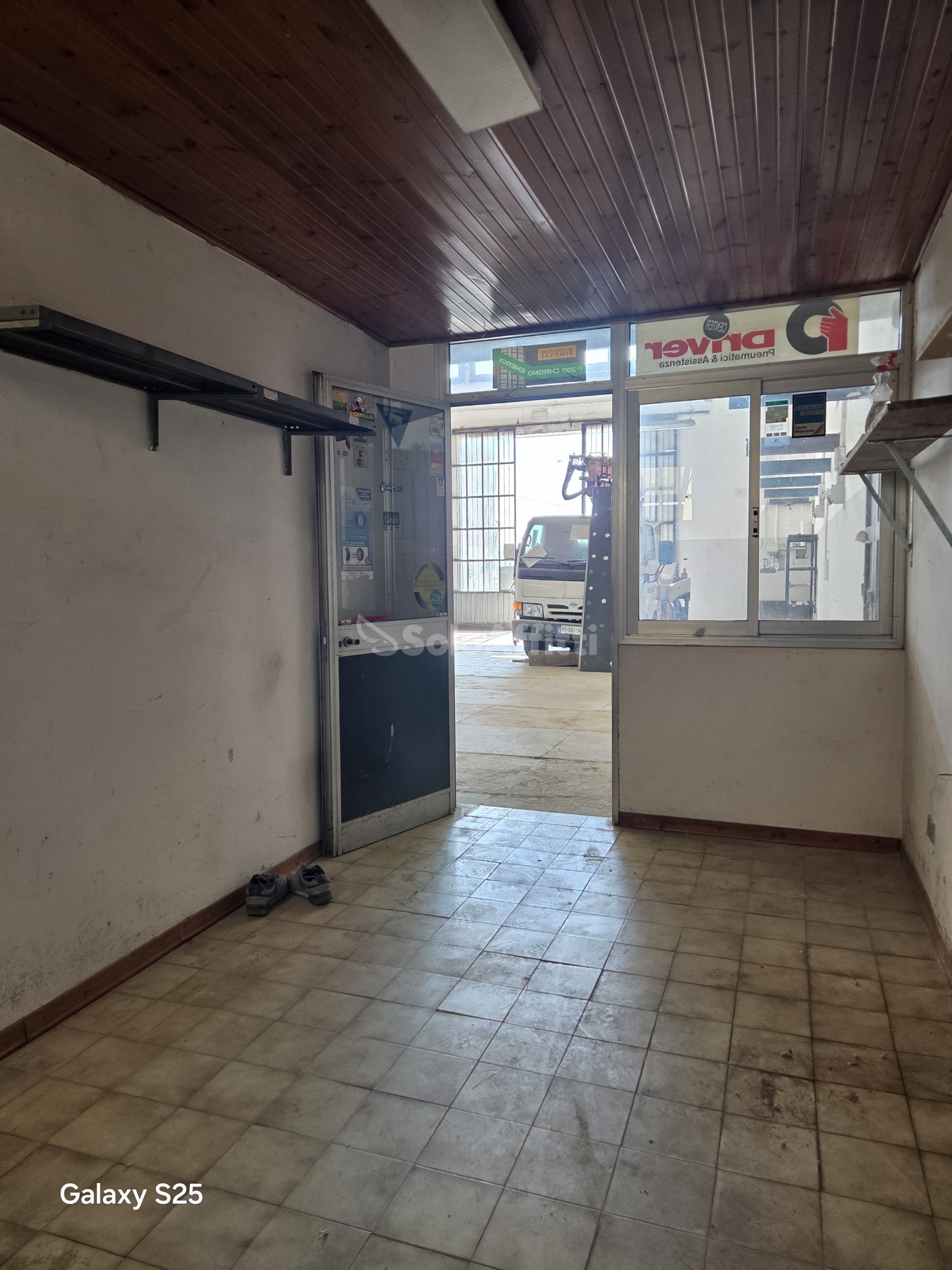 Immagine 13 di Capannone industriale in affitto  in Via Modenese 40 a Vignola