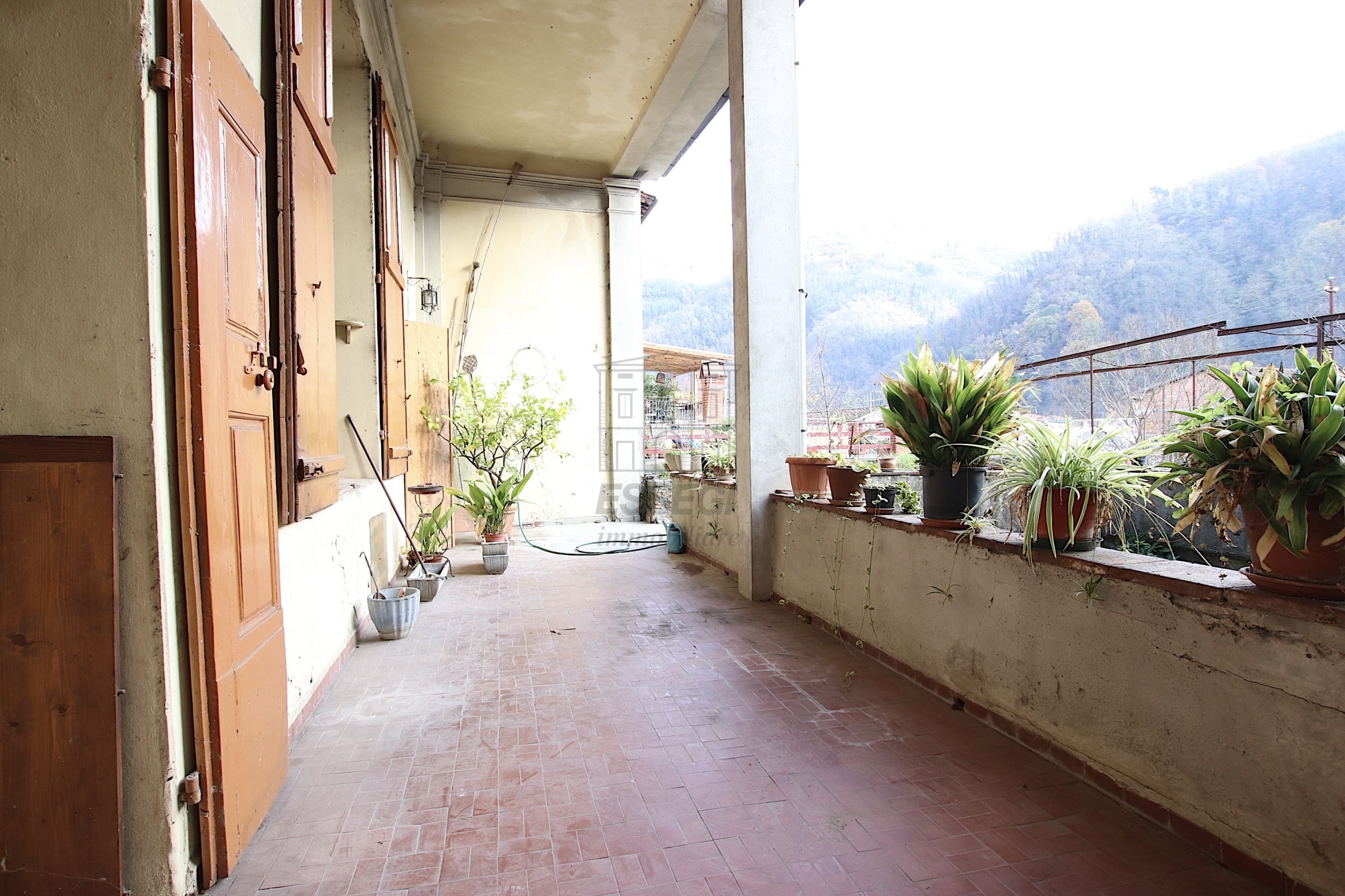 Immagine 20 di Villa in vendita  in Via Ludovica a Borgo A Mozzano