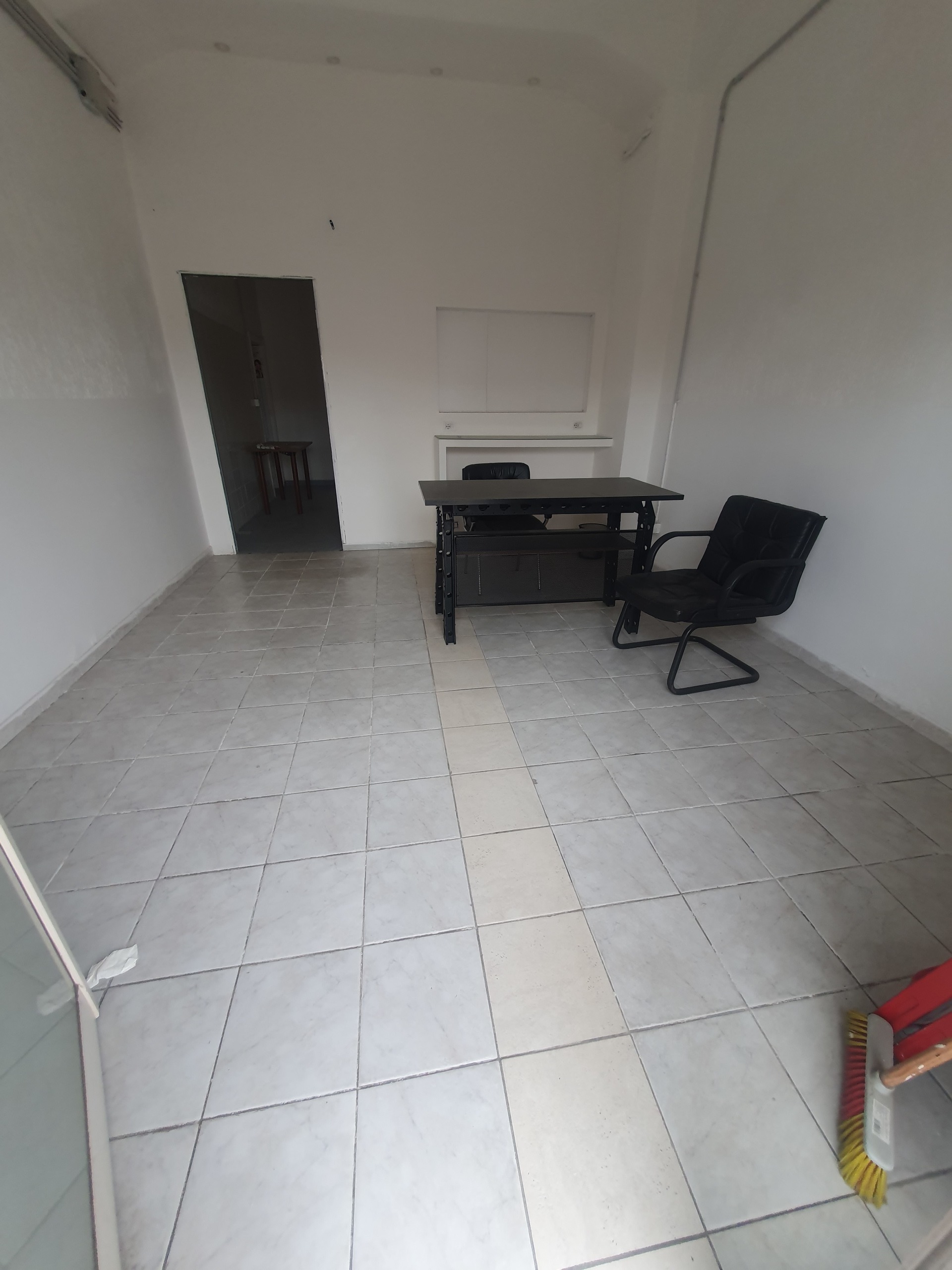 Immagine 7 di Locale commerciale in affitto  in Via Pasquale Andiloro 7 a Reggio Di Calabria