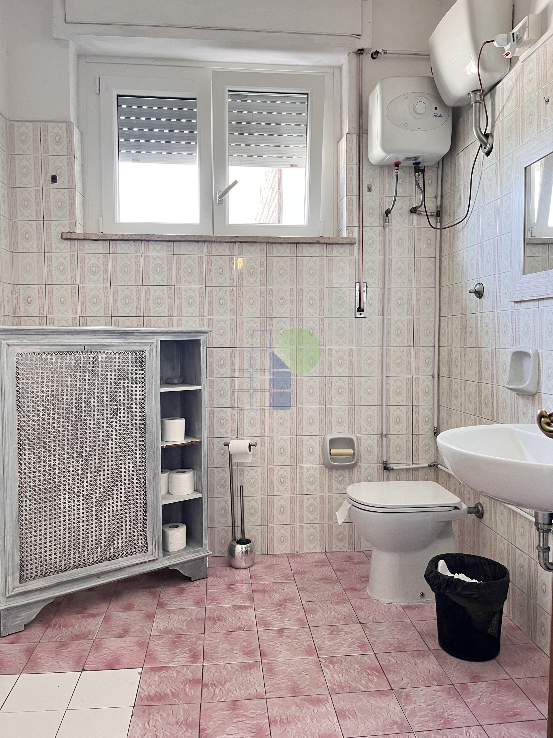 Immagine 3 di Ufficio in affitto  in Via Pian di Rota 10 a Livorno