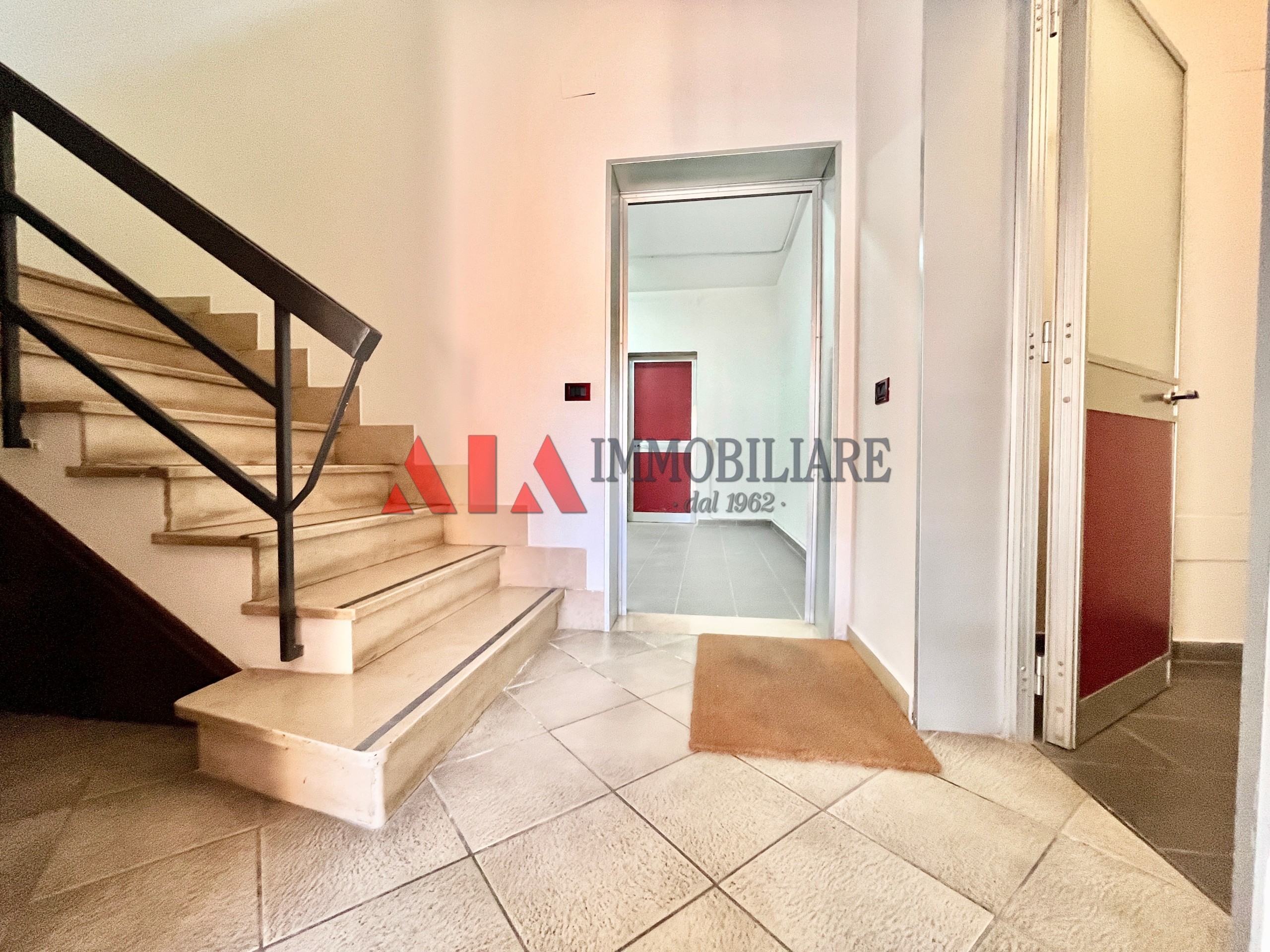 Immagine 3 di Ufficio in affitto  in Via D'acquisto Salvo a Pontedera