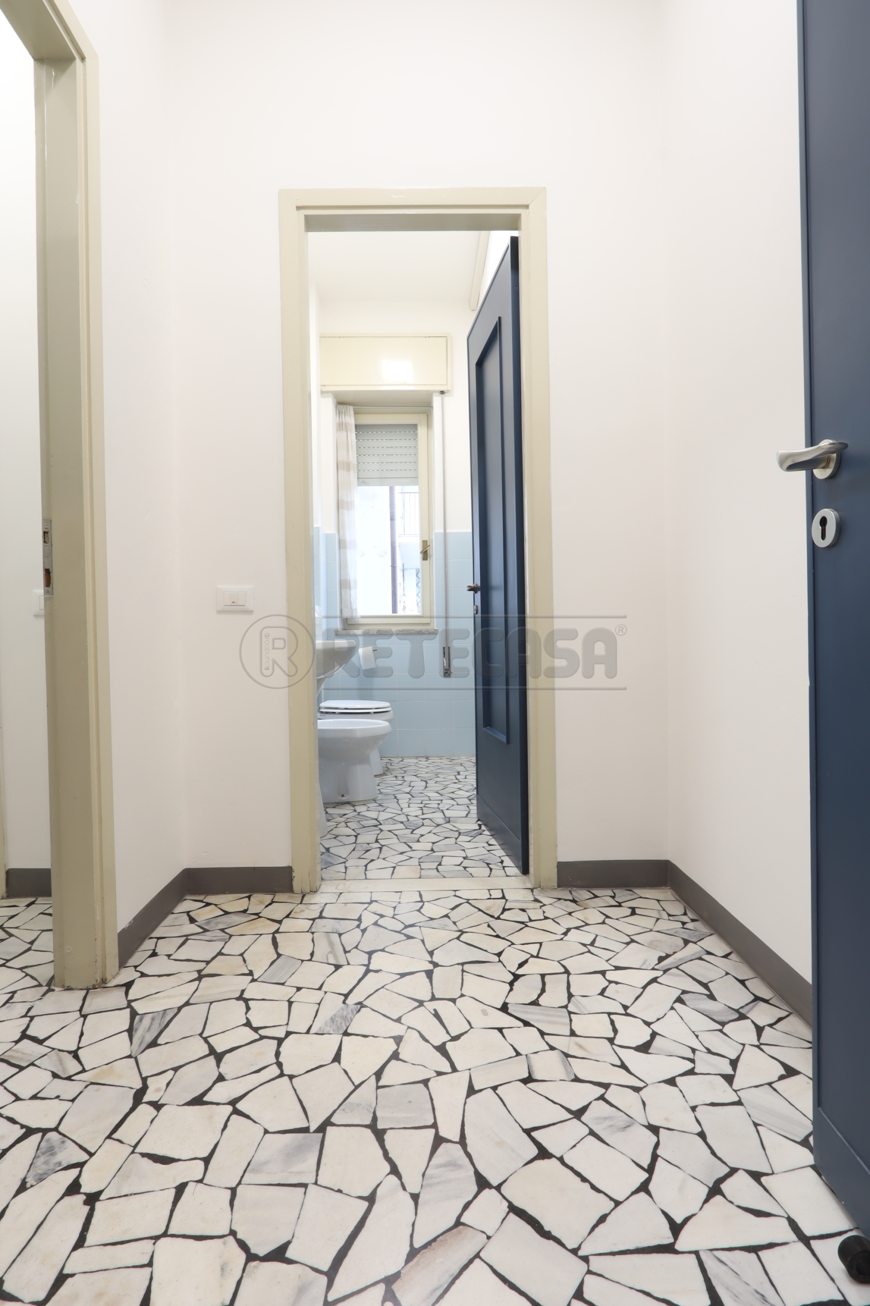 Immagine 28 di Ufficio in affitto  in Viale Milano 56 a Vicenza