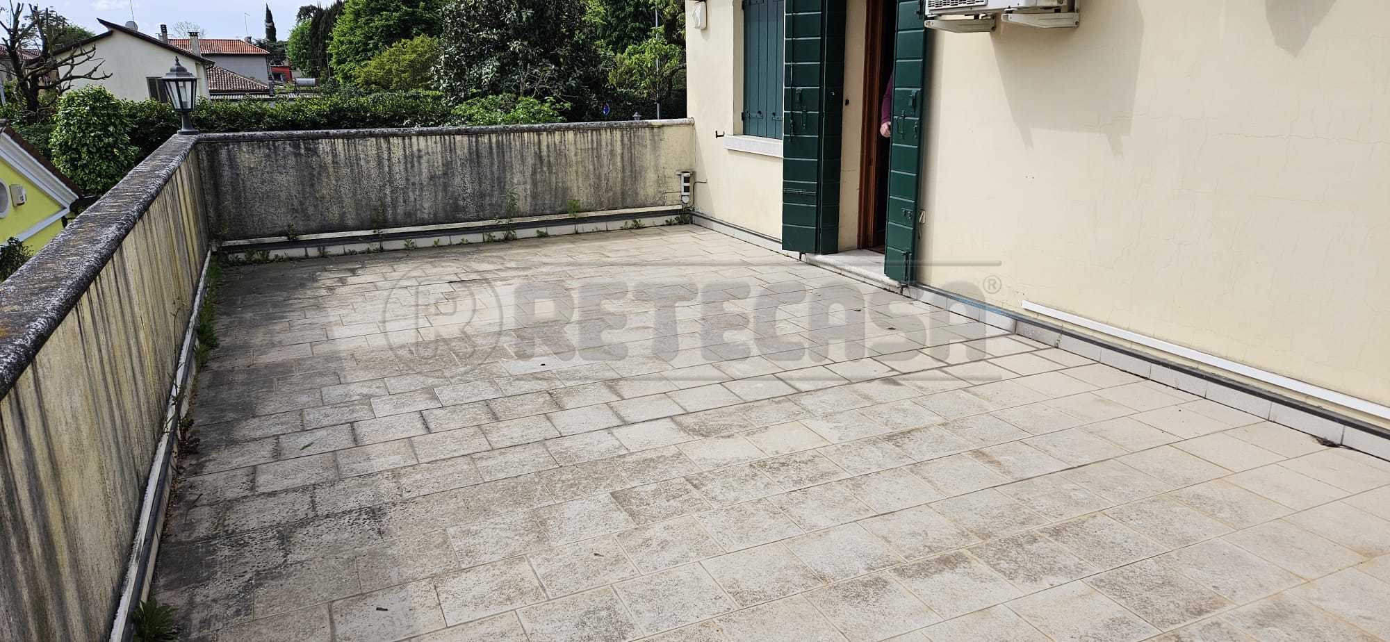 Immagine 36 di Villa in vendita  a Mirano