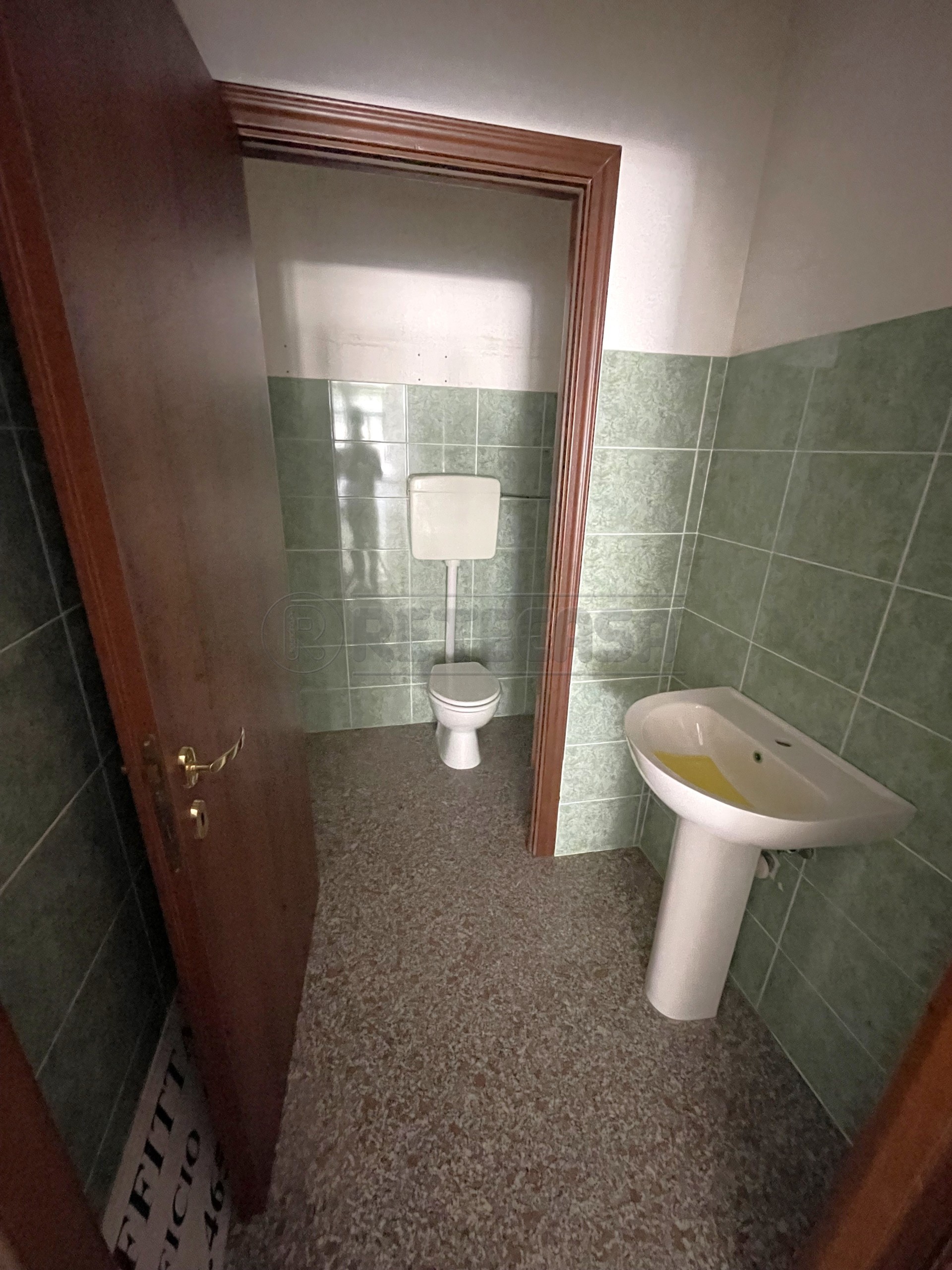 Immagine 26 di Locale commerciale in vendita  in Viale Giuseppe Verdi 32 a Vicenza