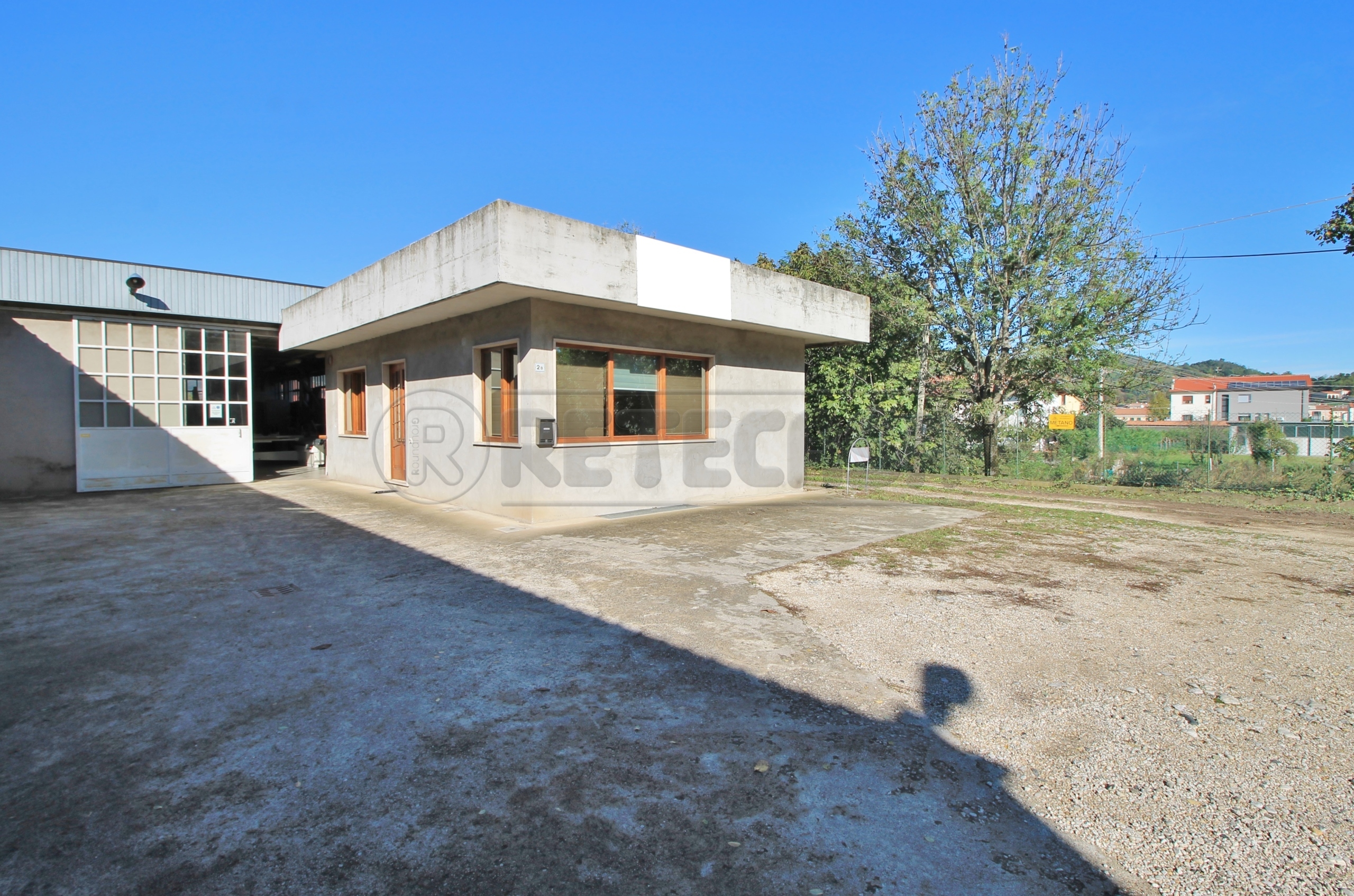 Immagine 3 di Attività artigianale in vendita  in Via San Zeno 2B a Arzignano