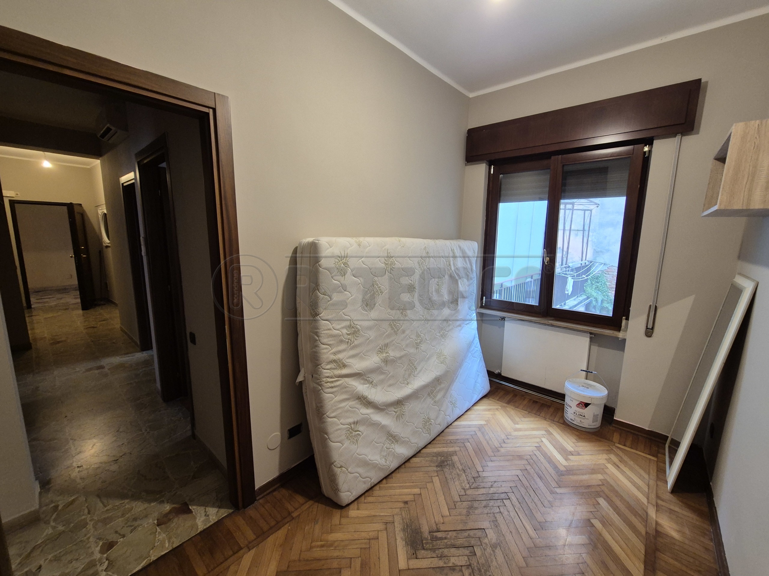 Immagine 11 di Bilocale in affitto  in Via Palestro a Cremona