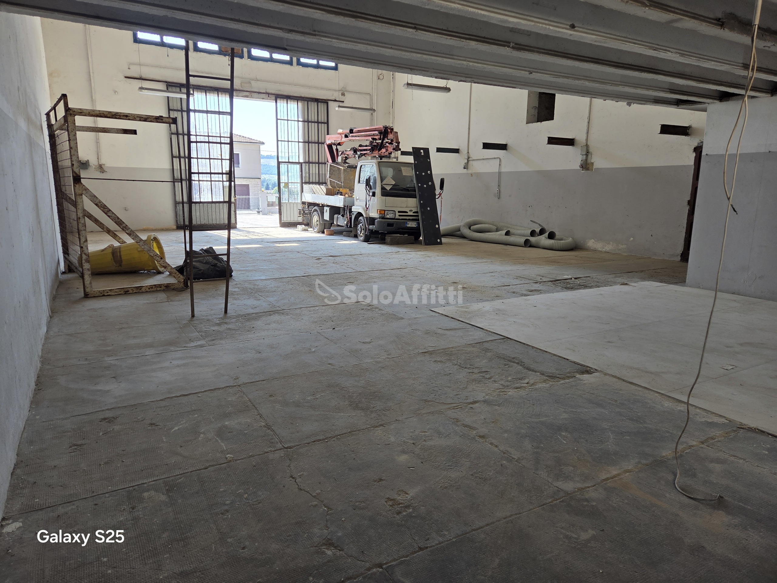 Immagine 9 di Capannone industriale in affitto  in Via Modenese 40 a Vignola