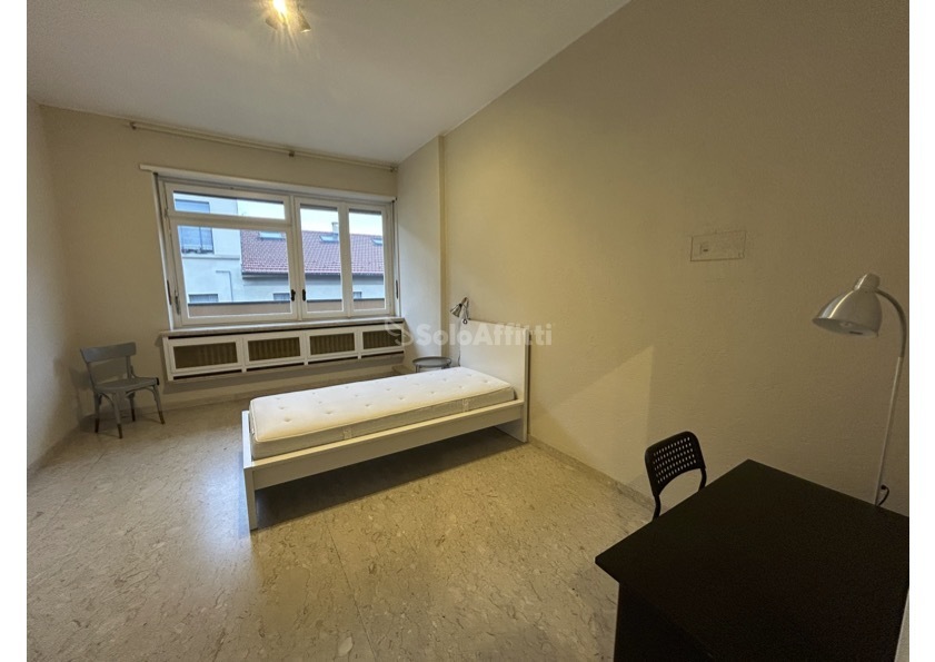 Immagine 8 di Trilocale in affitto  in Via Crescentino 32 a Torino