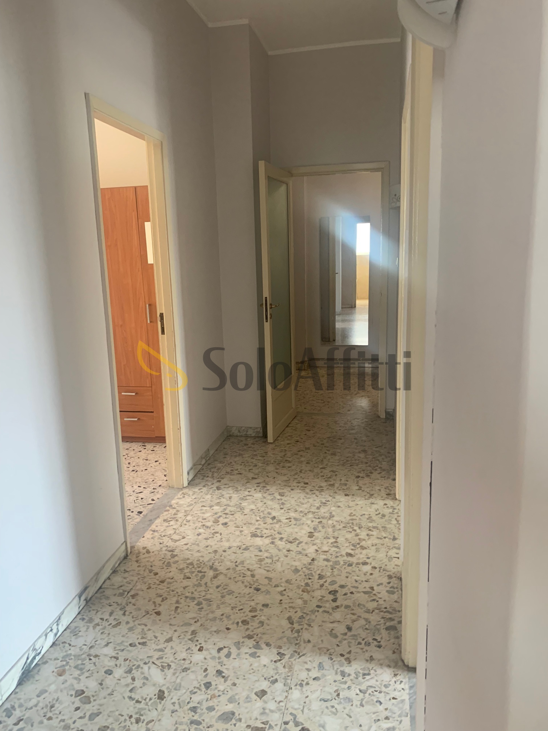 Immagine 13 di Stanza singola in affitto  in Viale Jonio 124 a Catania