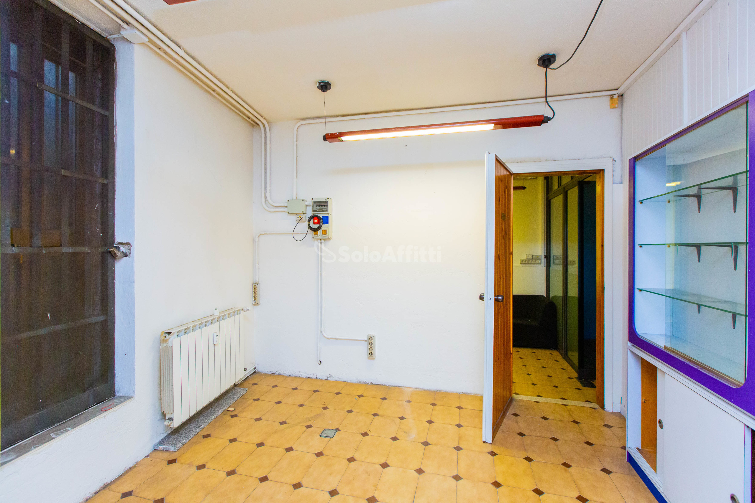 Immagine 54 di Locale commerciale in affitto  in Viale Lombardia 14 a Busto Arsizio