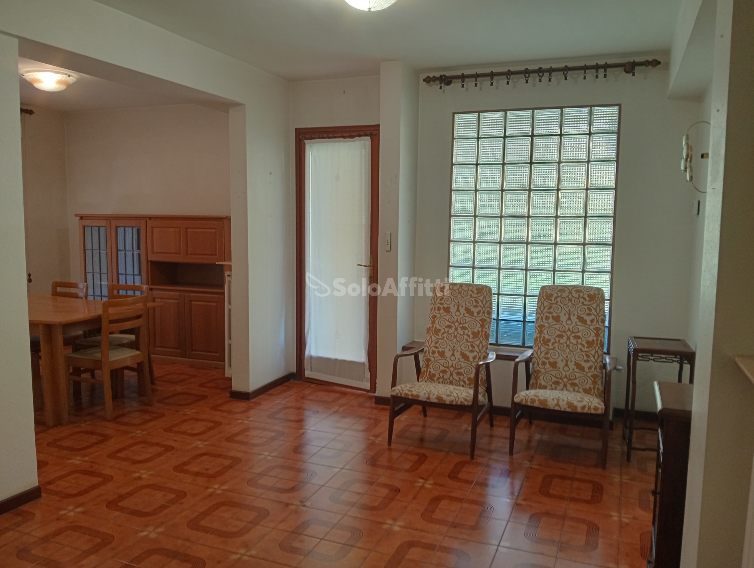 Immagine 4 di Bilocale in affitto  a Falconara Marittima