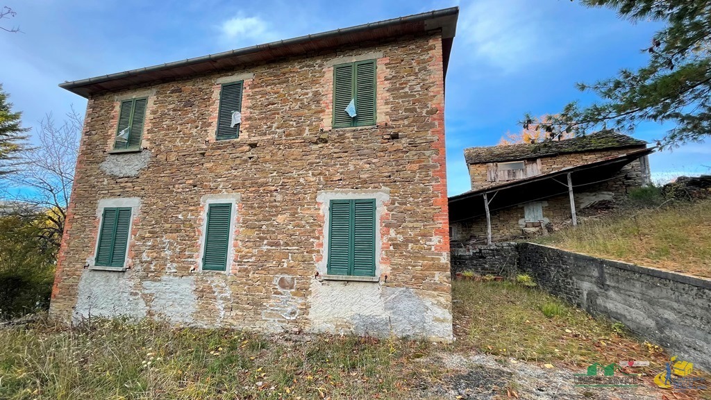 Immagine 11 di Rustico / casale in vendita  in pessola casa gasparone 81 a Varsi