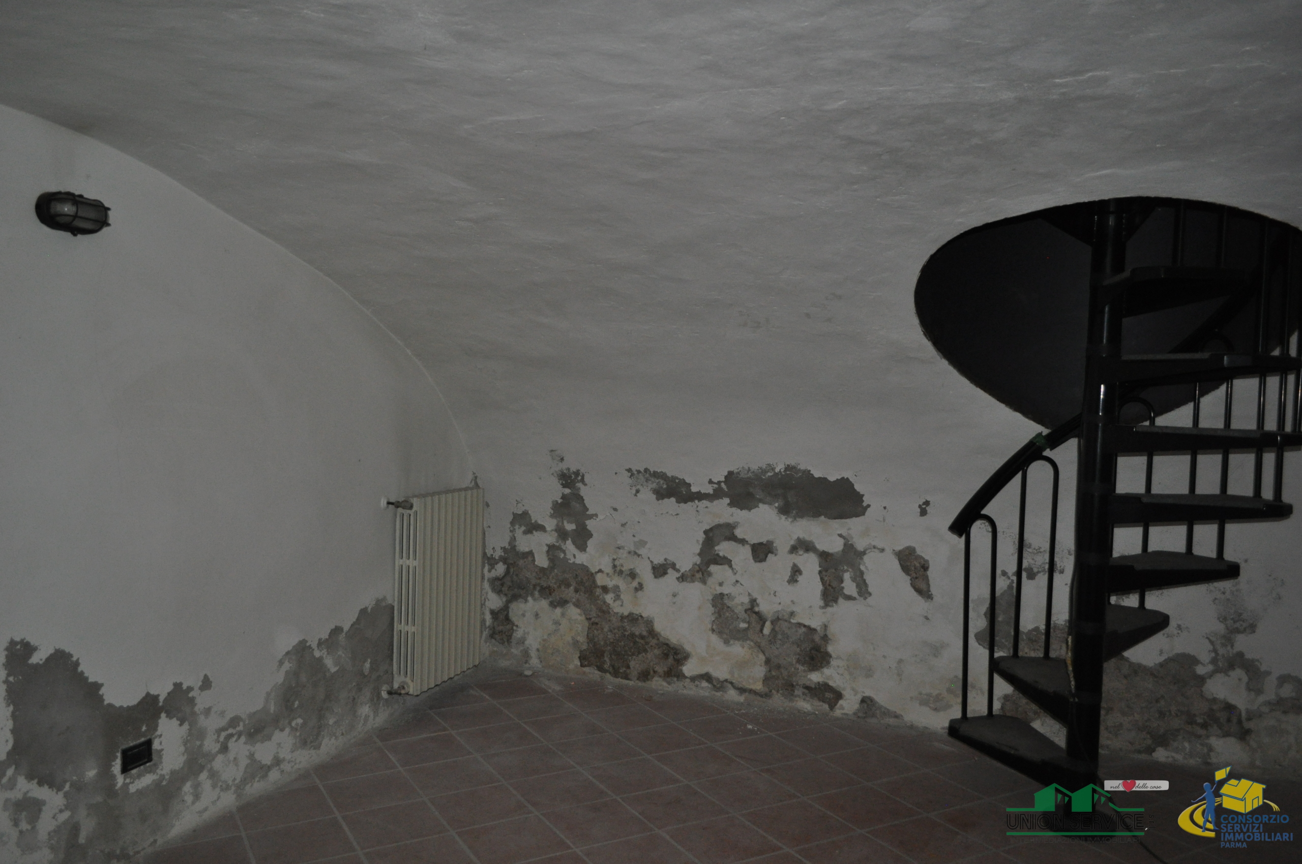 Immagine 18 di Ufficio in vendita  in Vicolo San Tiburzio a Parma