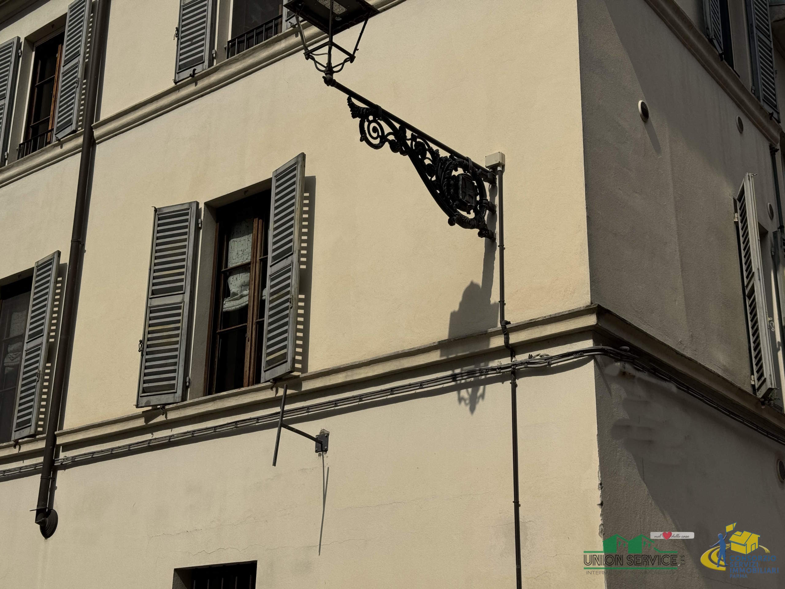 Immagine 12 di Appartamento in vendita  in Vicolo Flavio Gioia a Parma