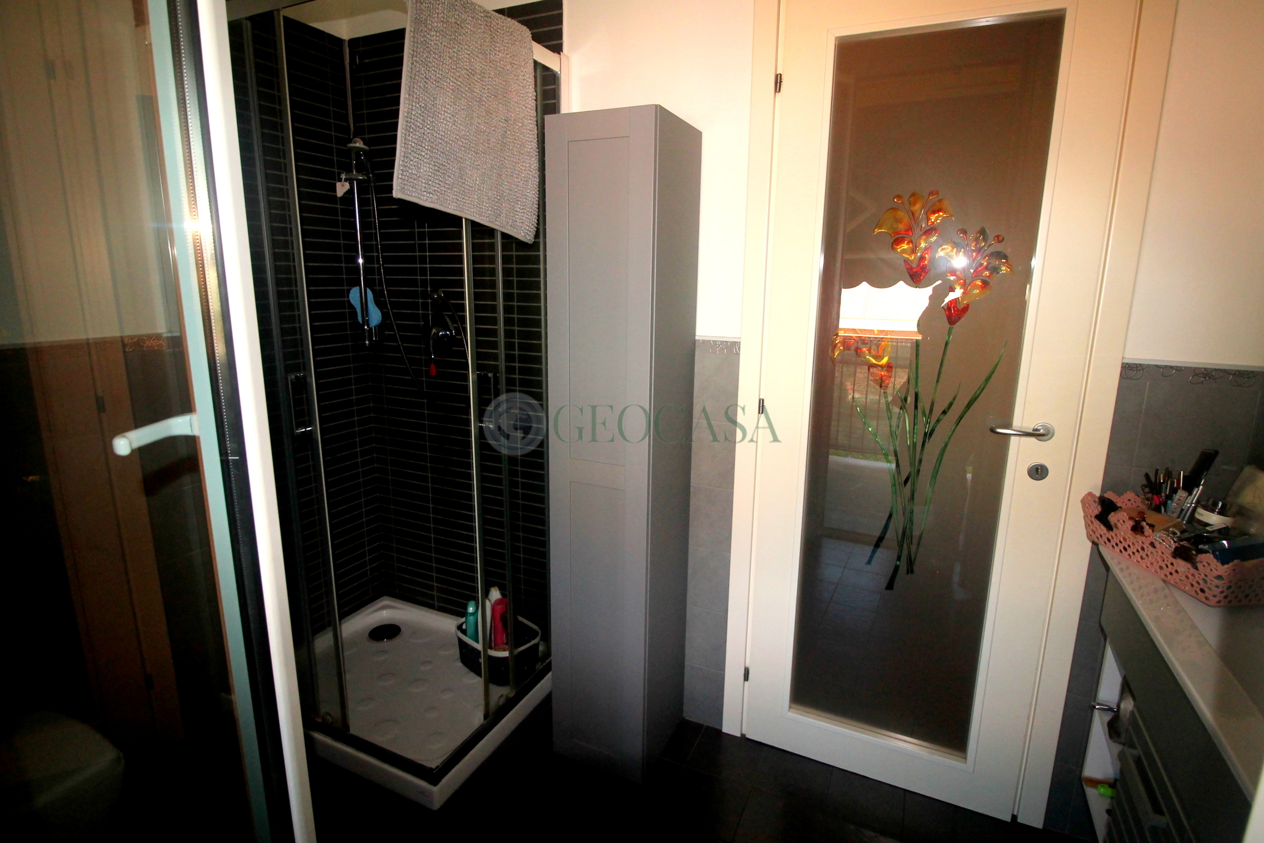 Immagine 20 di Appartamento in vendita  a Follo