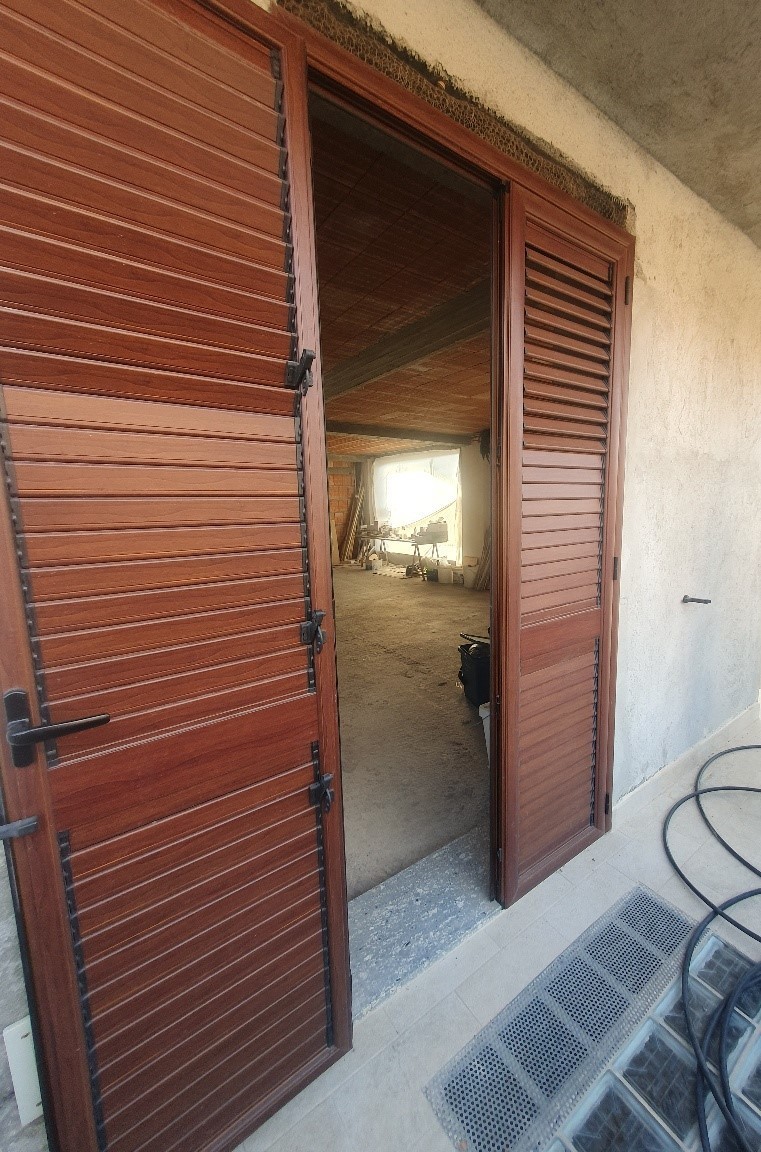 Immagine 3 di Locale commerciale in affitto  in Via Nicola Trussardi a Motta San Giovanni