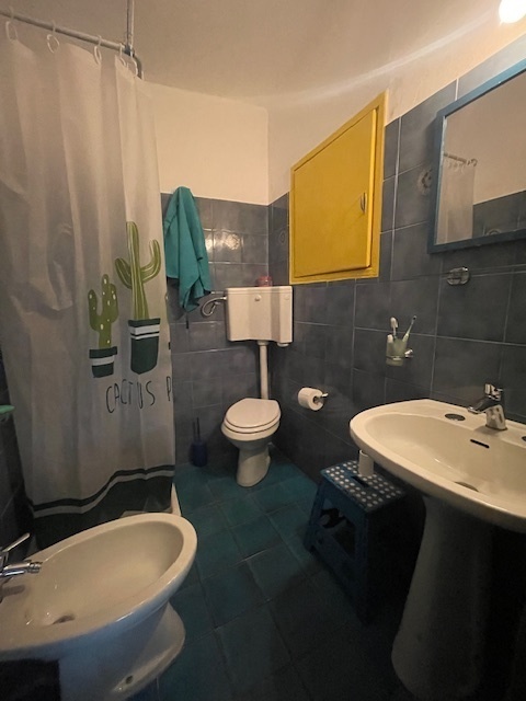 Immagine 8 di Bilocale in vendita  a Lerici