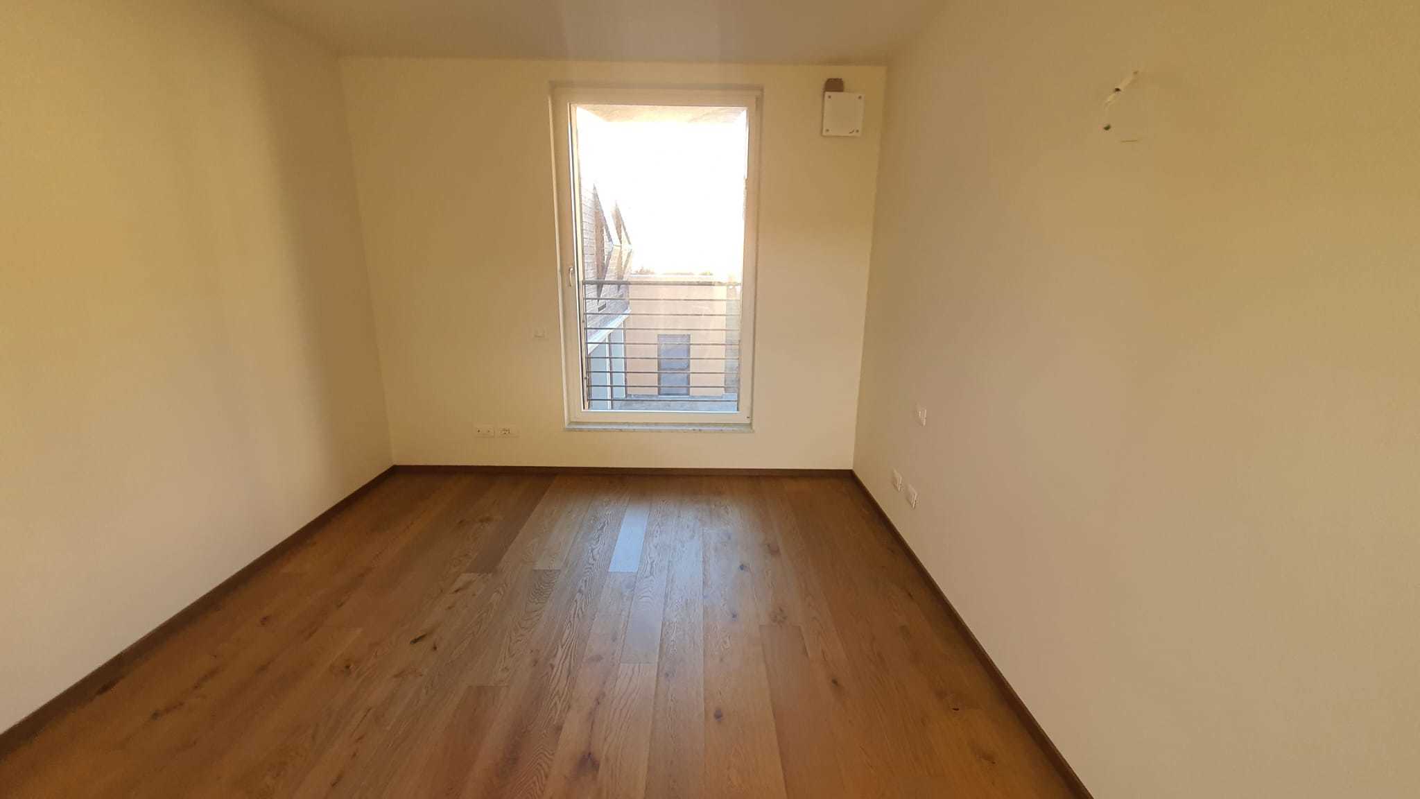 Immagine 31 di Quadrilocale in vendita  a Sarzana