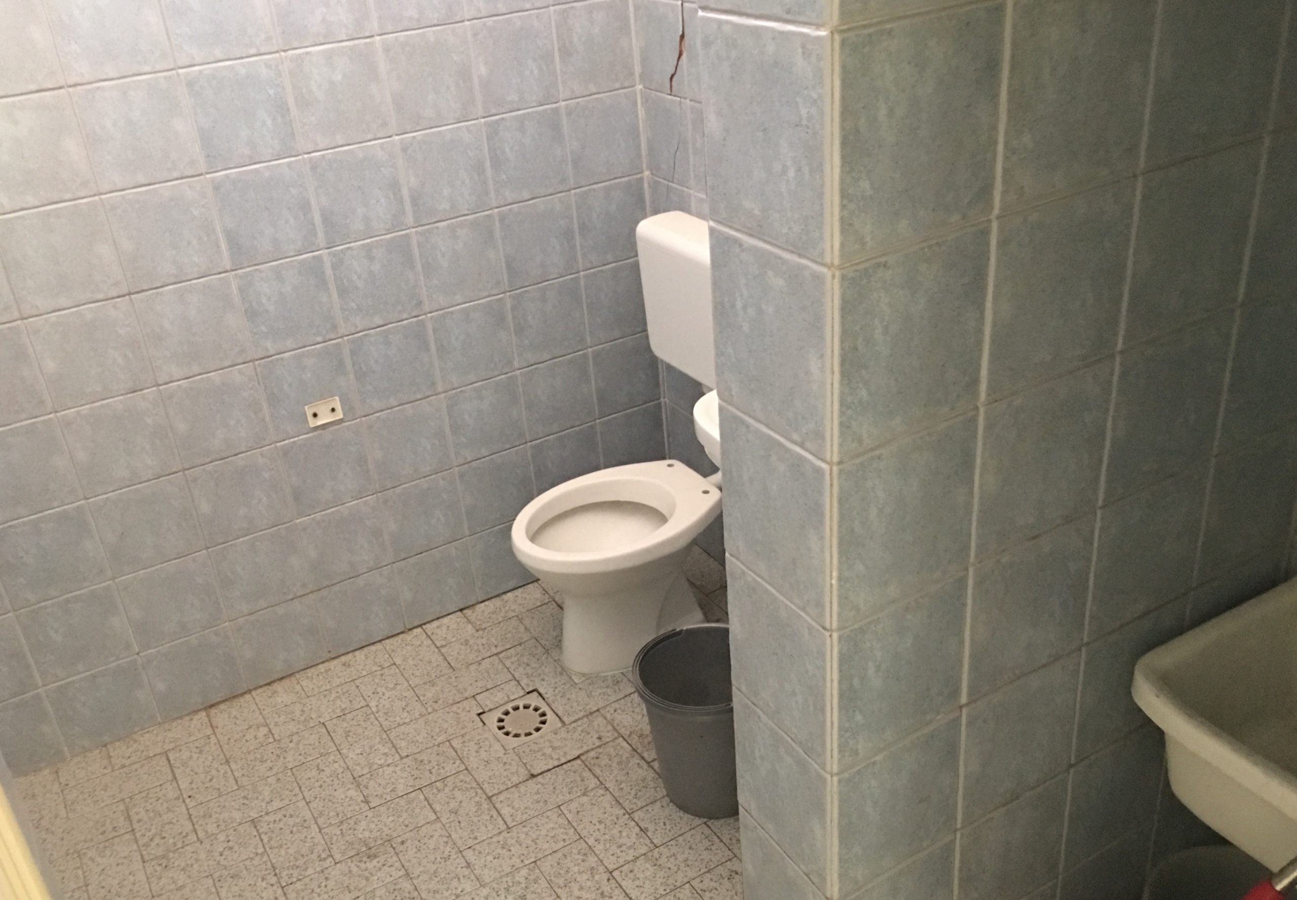 Immagine 7 di Locale commerciale in vendita  a Siracusa