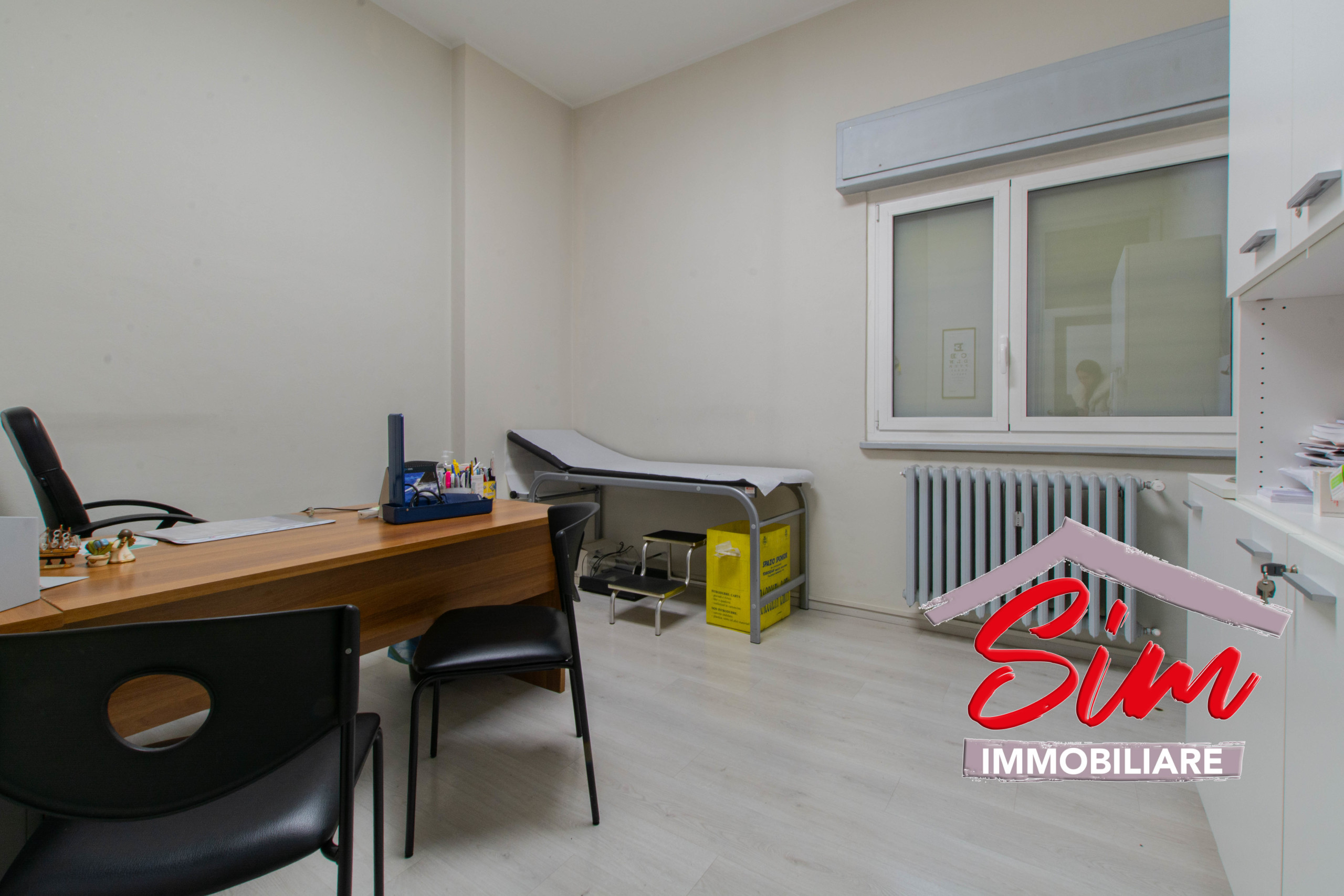 Immagine 10 di Locale commerciale in vendita  in Via Perazzi sn a Novara