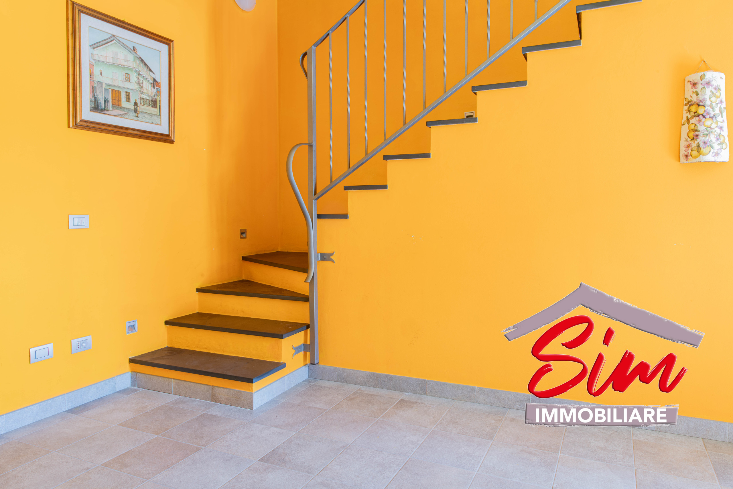 Immagine 8 di Terratetto in vendita  in Piazza Regina Margherita 11 a Mandello Vitta