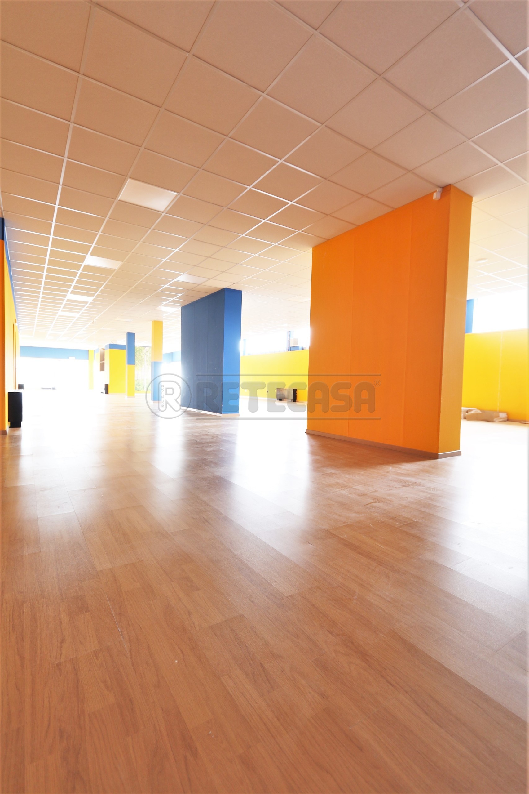 Immagine 12 di Locale commerciale in affitto  in Strada Padana verso Padova 64 a Vicenza