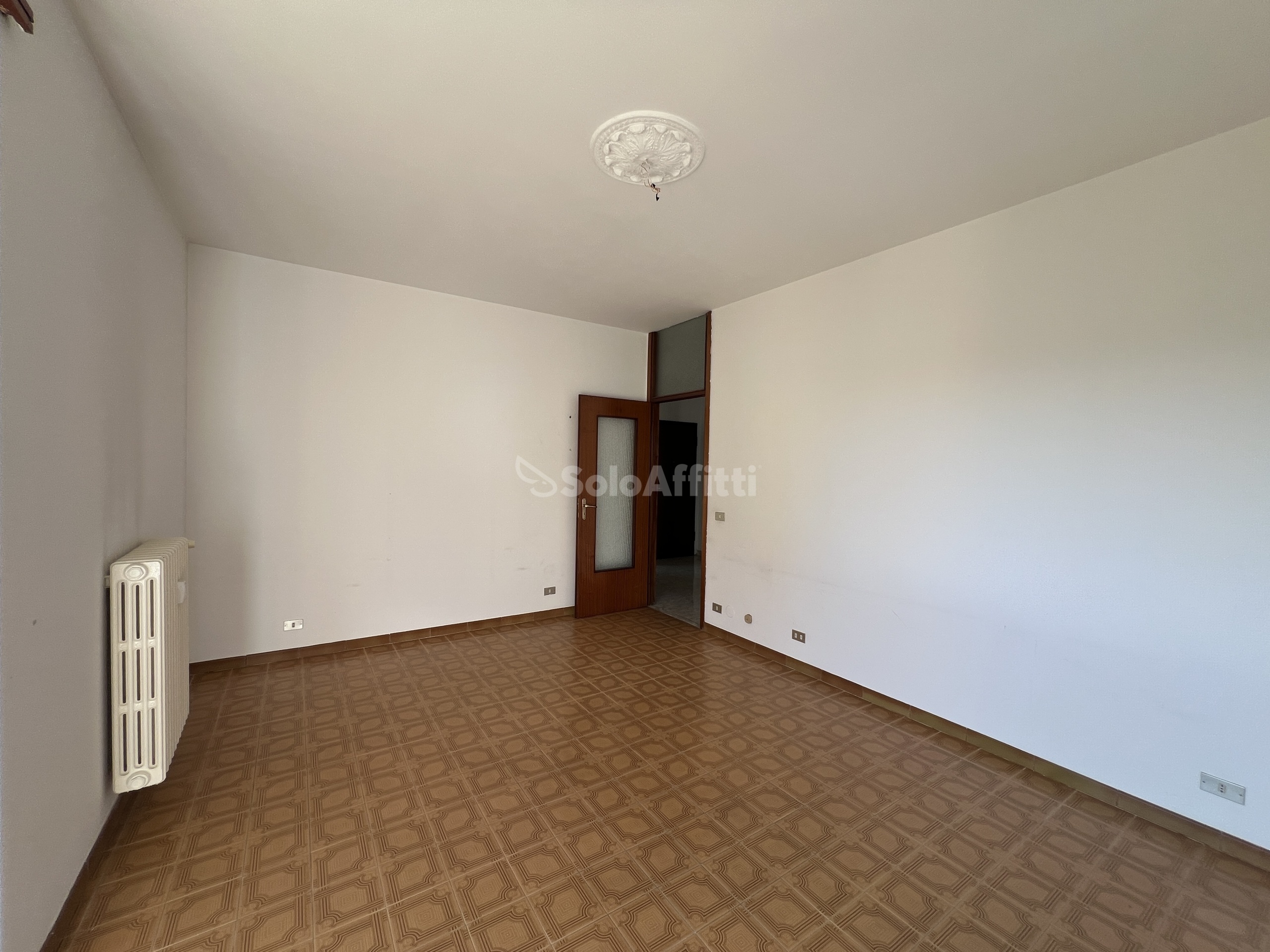 Immagine 44 di Quadrilocale in affitto  in Via Buratto 7 a Ciriè