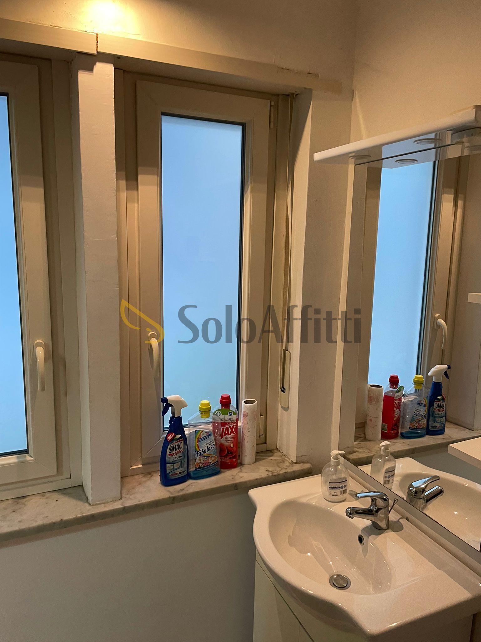 Immagine 8 di Bilocale in affitto  in Via Mercantini a Torino