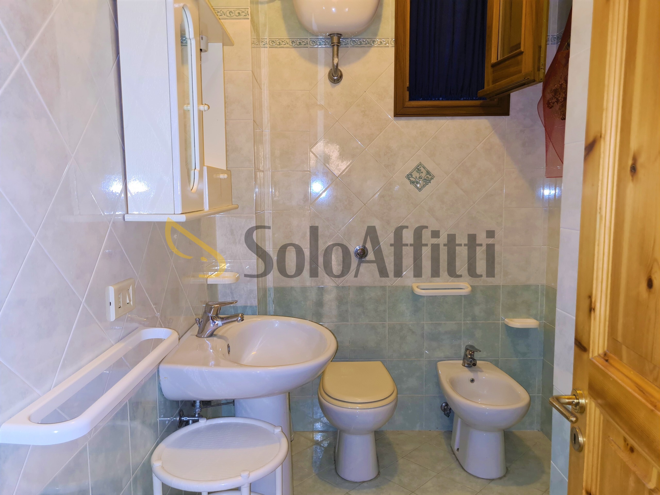 Immagine 11 di Villa in affitto  a Catanzaro