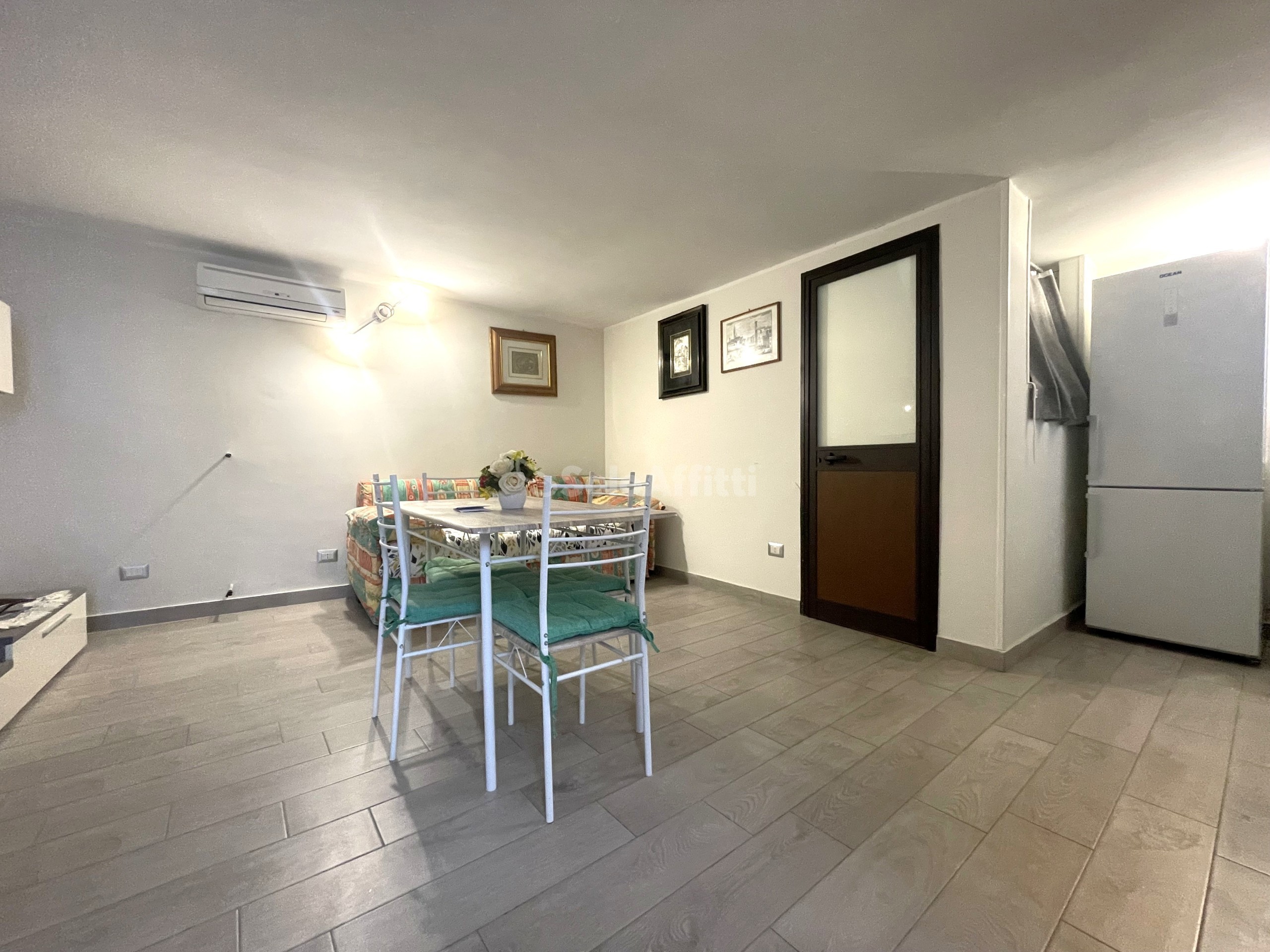 Immagine 3 di Bilocale in affitto  a Catanzaro