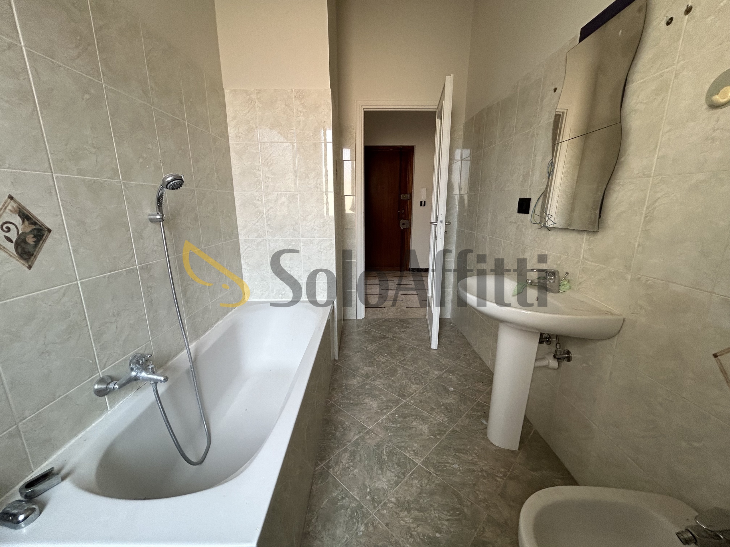 Immagine 5 di Trilocale in affitto  in Via Juvarra 4 a Collegno