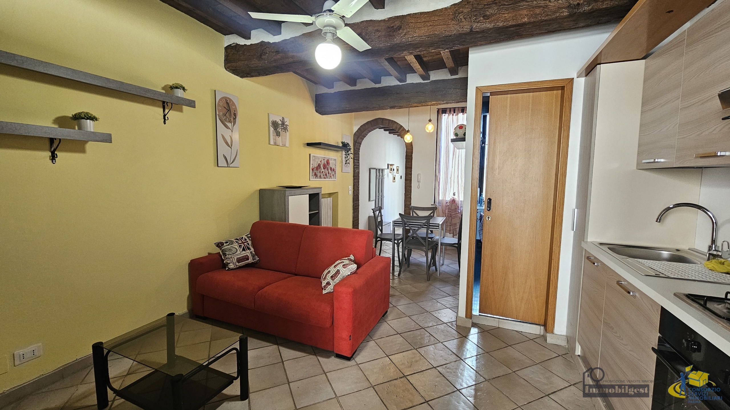 Immagine 8 di Bilocale in vendita  in Strada Giuseppe Garibaldi 47 a Parma