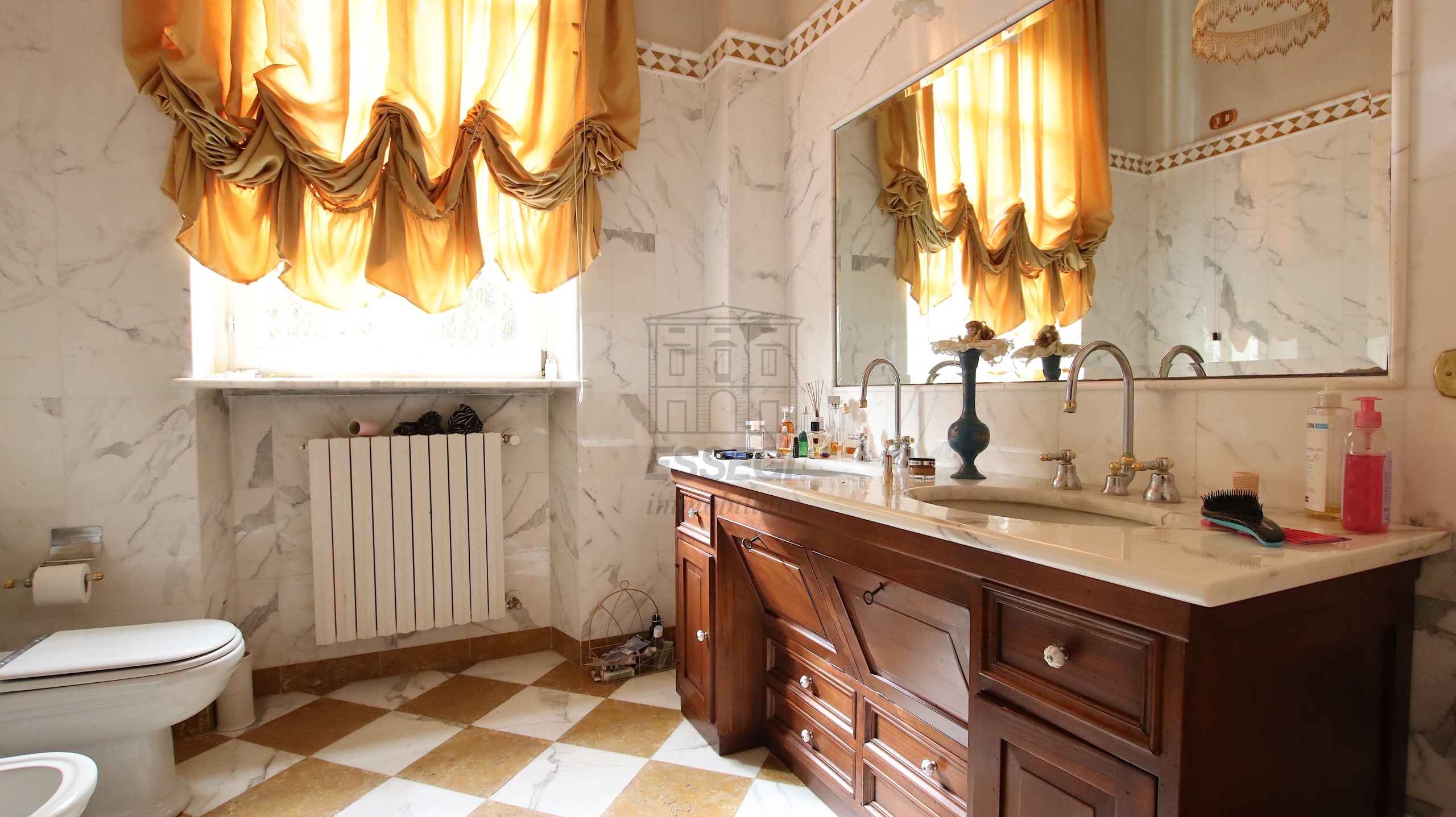 Immagine 26 di Villa in vendita  in Via Sbarra a Porcari