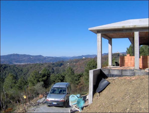 Immagine 7 di Casa indipendente in vendita  a Sarzana